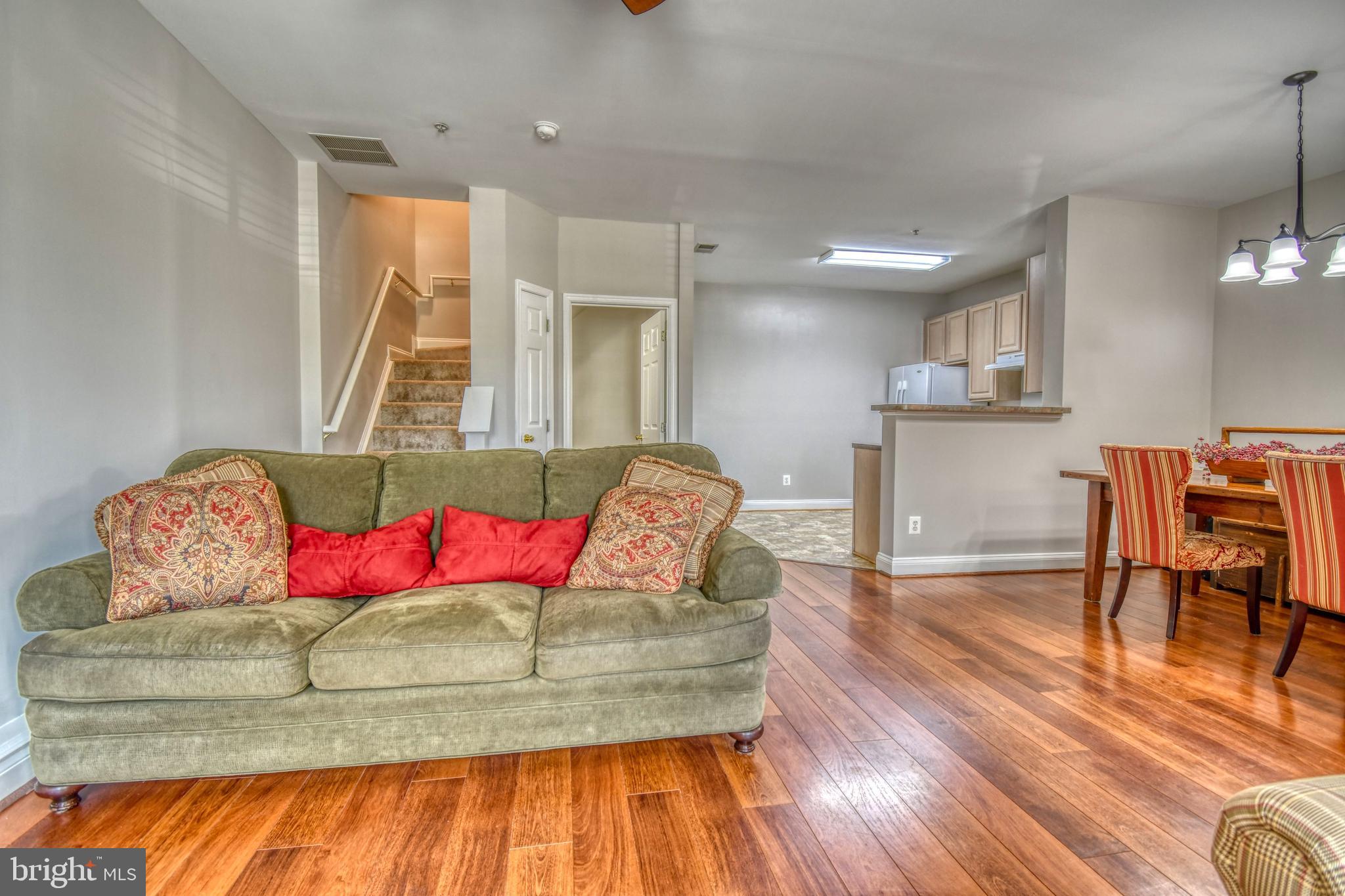 PINEY ORCHARD - Residential