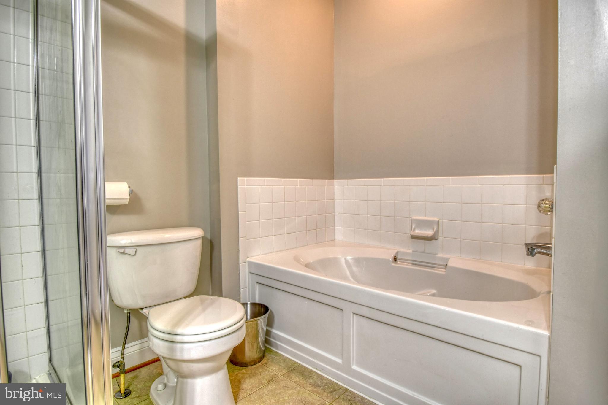 PINEY ORCHARD - Residential