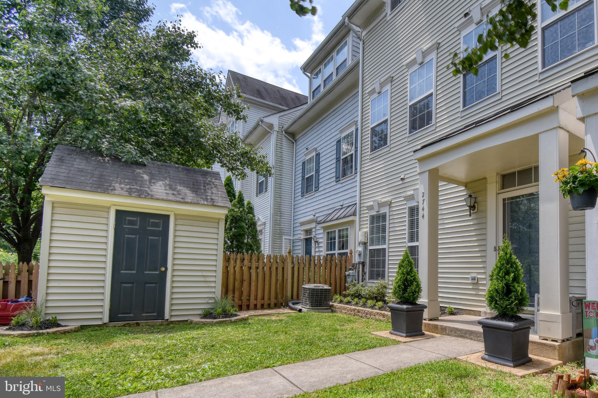 PINEY ORCHARD - Residential