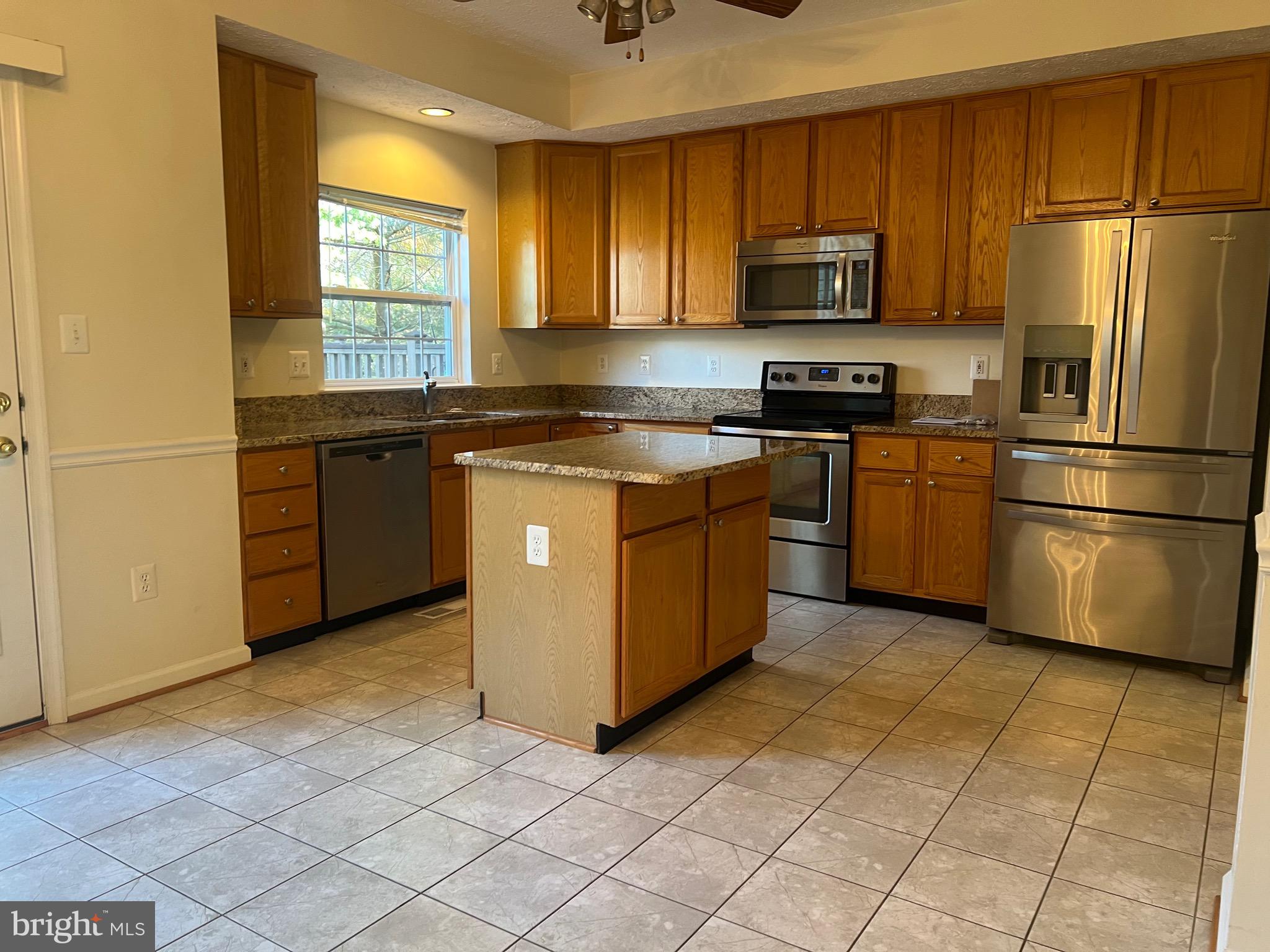 SPRING RIDGE - Residential Lease