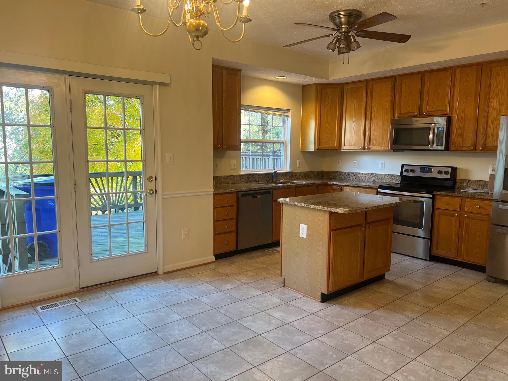 SPRING RIDGE - Residential Lease