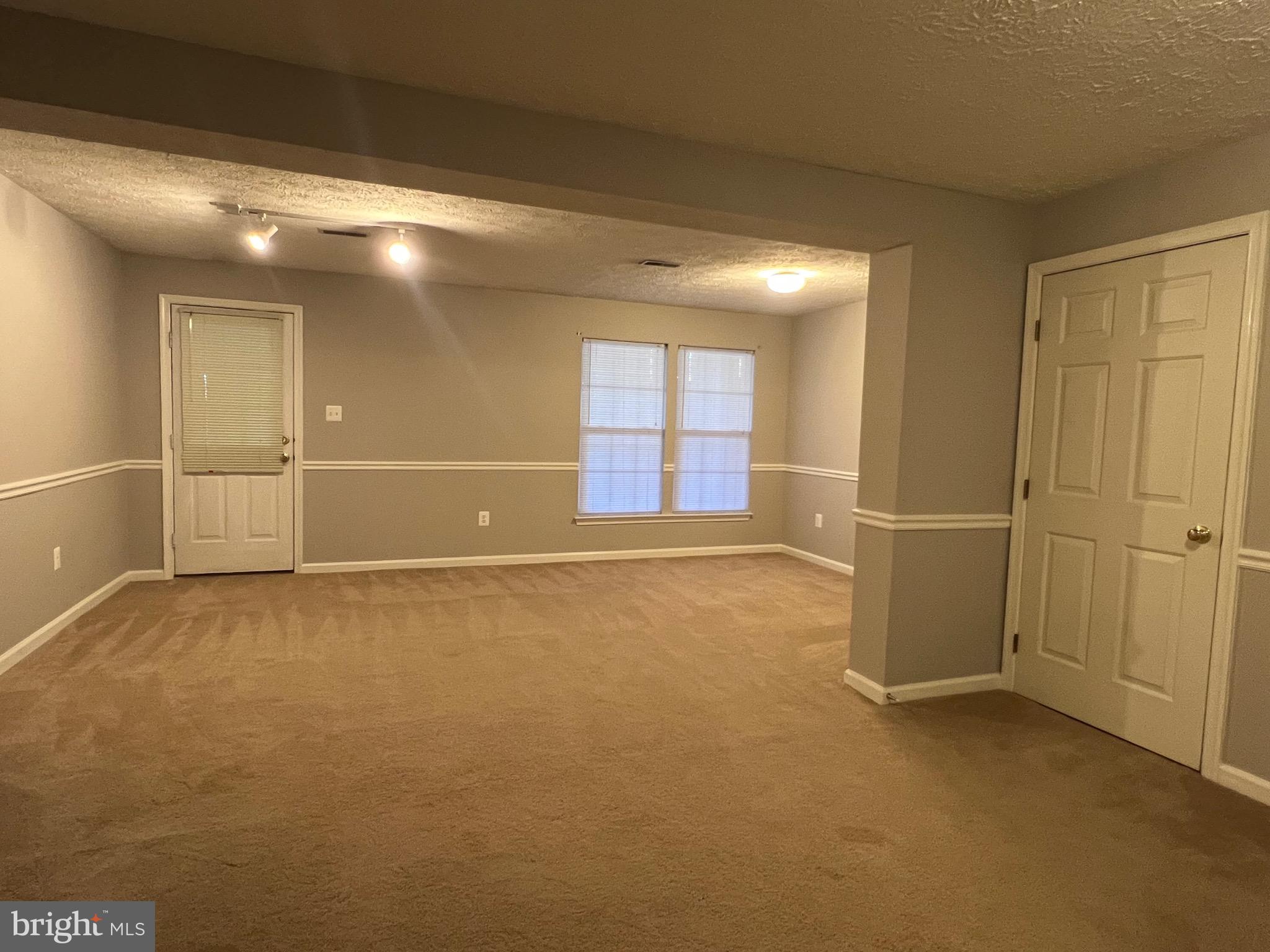 SPRING RIDGE - Residential Lease