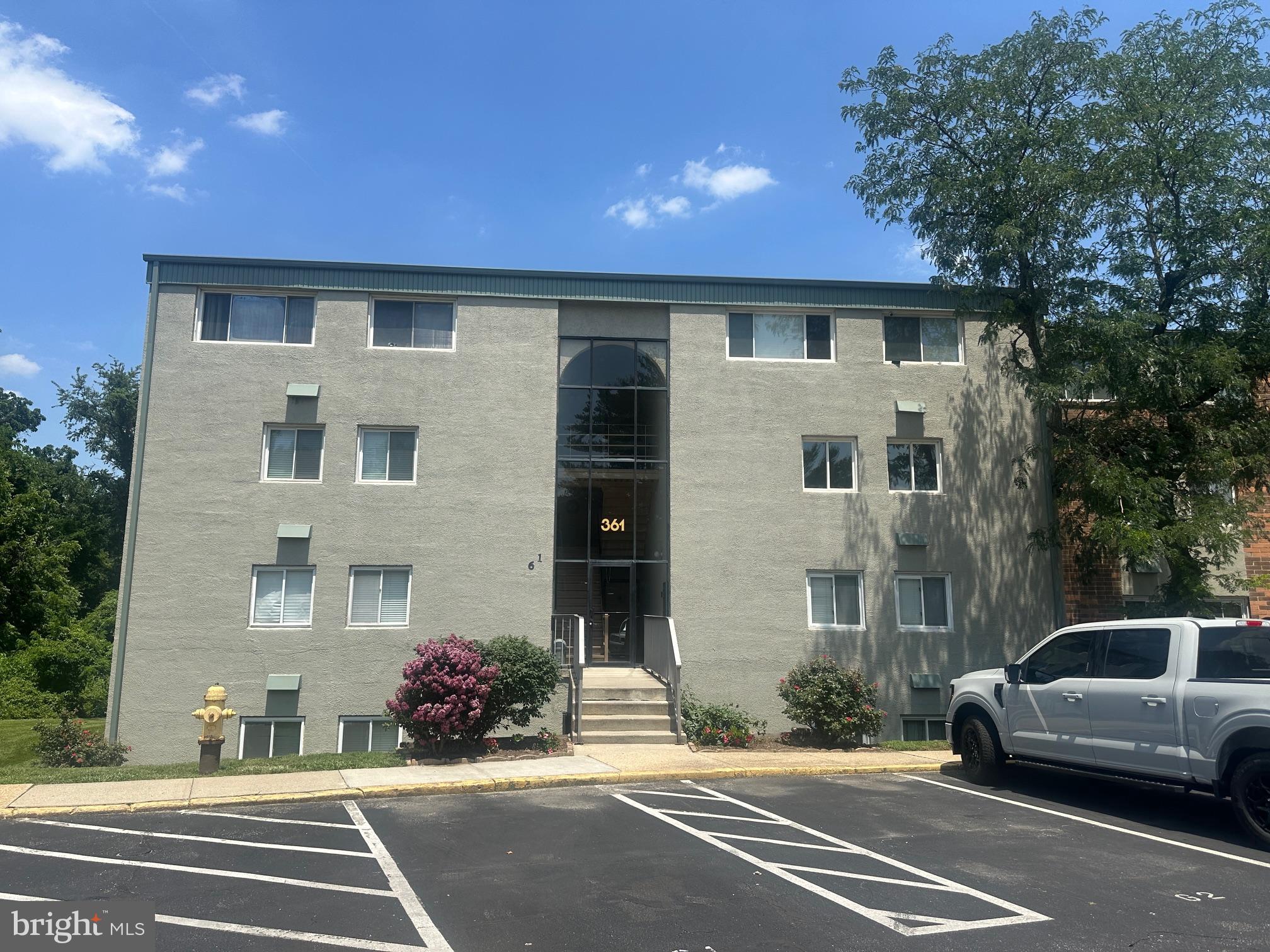 Spacious 2 Bedroom condo overlooking the water, one bedroom complete with sink vanity and walk in closet, other bedroom has walk in closet, laundry in the unit balcony and waterside staircase, assigned parking space, and open spaces, community pool and playground in walking distance, conveniently located near Rt. 10, Rt. 695 Ritchie Hwy. Background and credit check required.