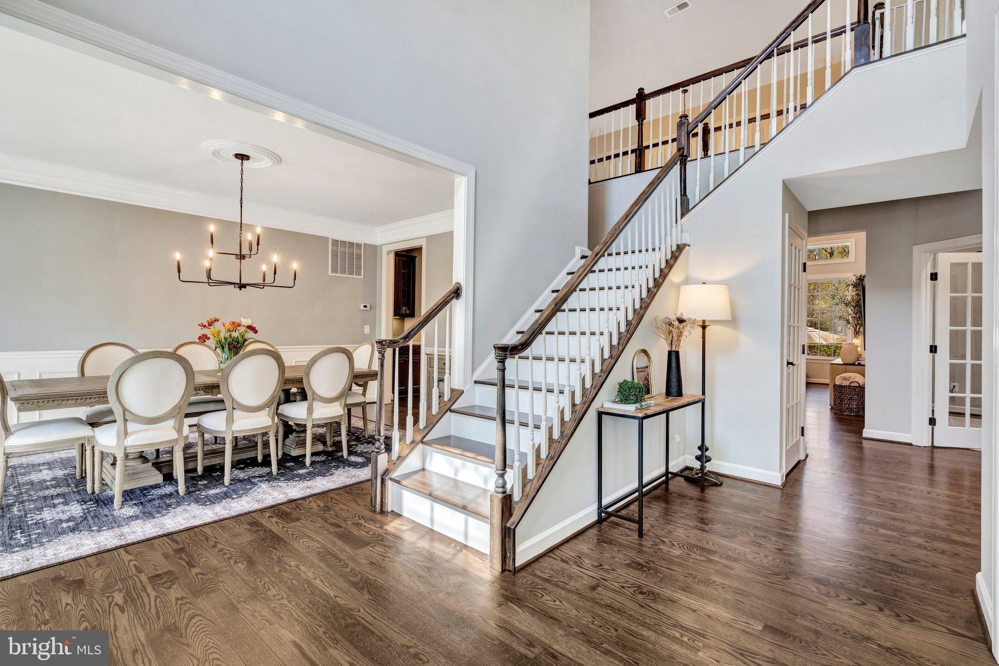 KENSINGTON MANOR - Residential