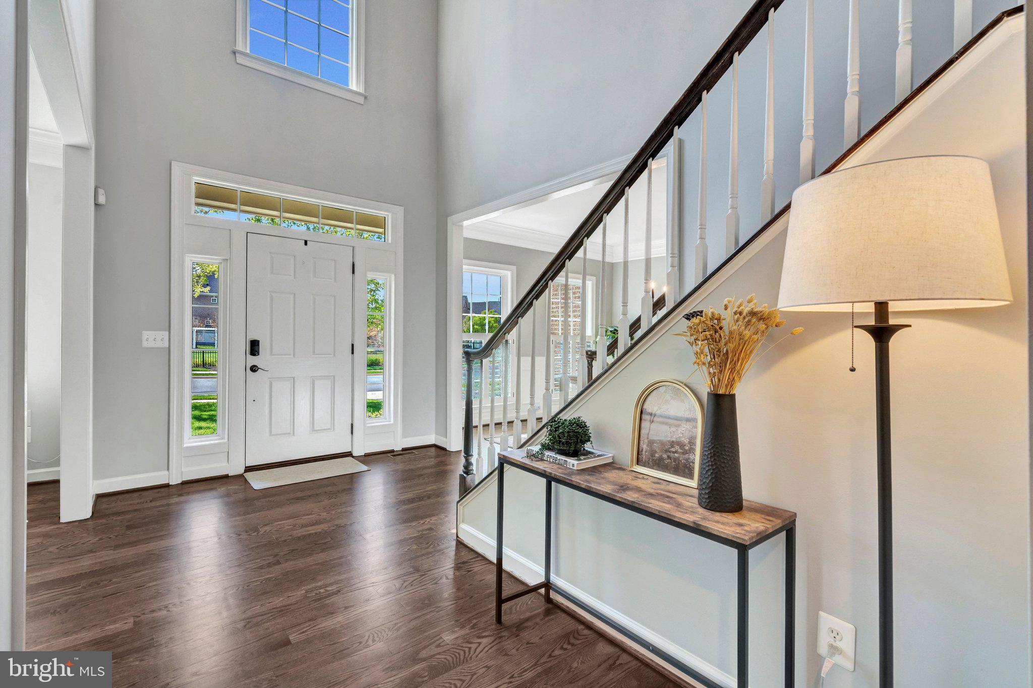 KENSINGTON MANOR - Residential