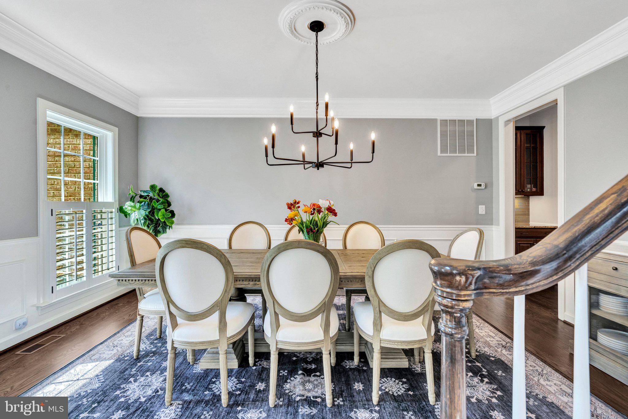 KENSINGTON MANOR - Residential