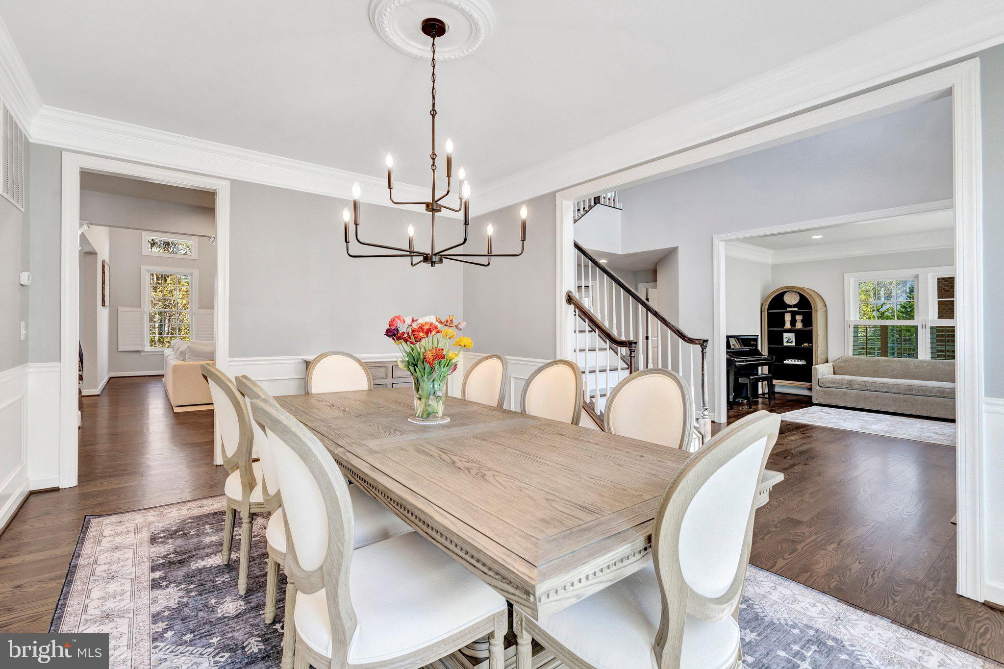 KENSINGTON MANOR - Residential