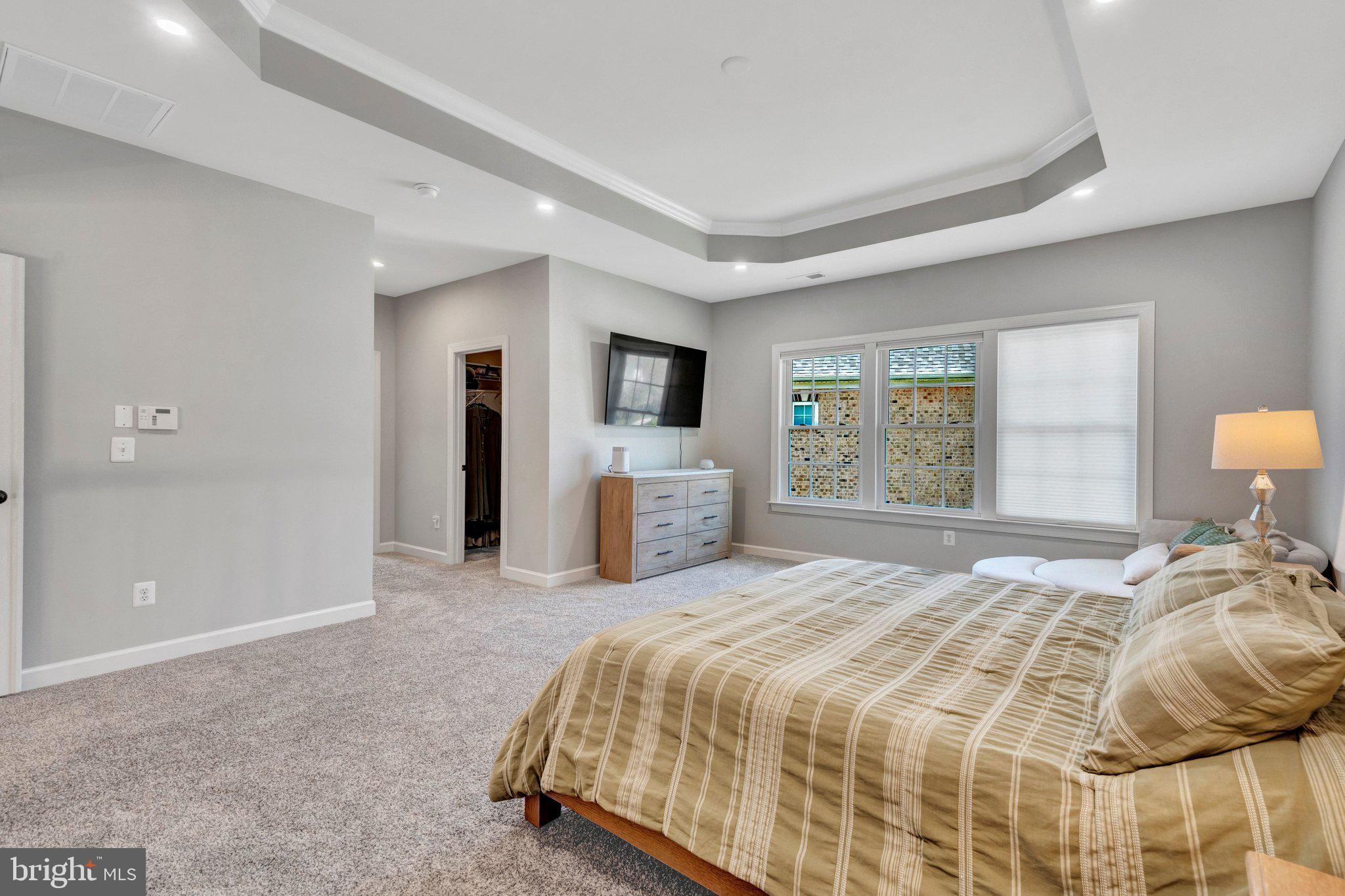 KENSINGTON MANOR - Residential