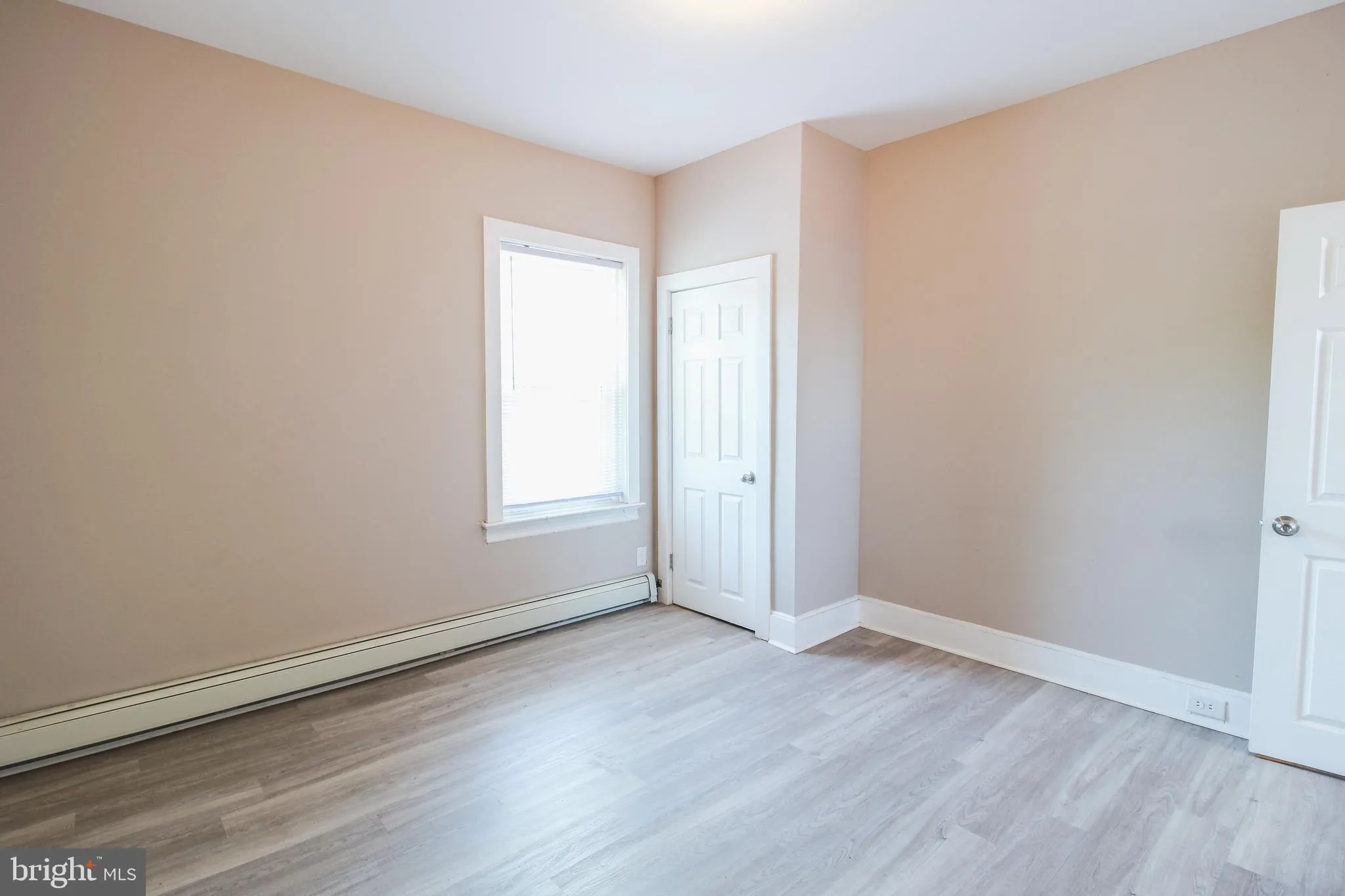 Ewing, New Jersey 08618, United States, 10 Bedrooms Bedrooms, ,Residential,Active,166939