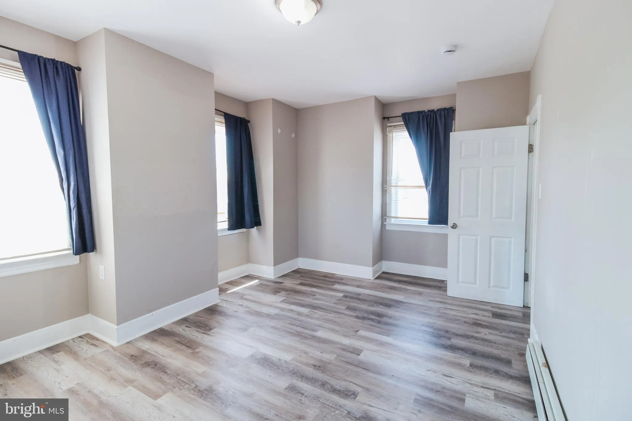 Ewing, New Jersey 08618, United States, 10 Bedrooms Bedrooms, ,Residential,Active,166939