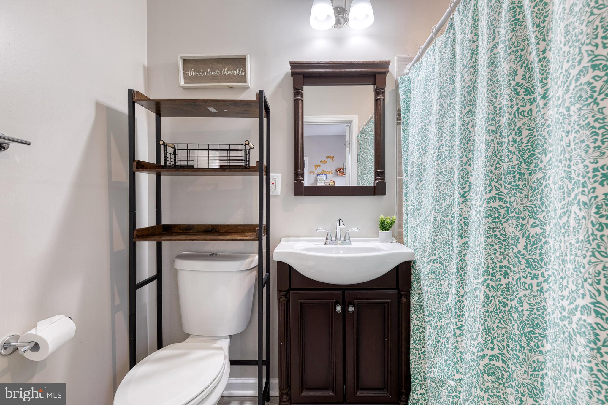 GREEKTOWN - Residential