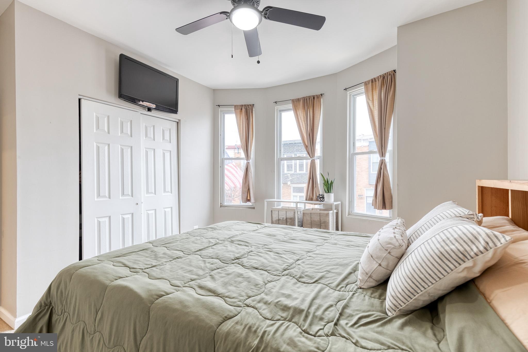 GREEKTOWN - Residential