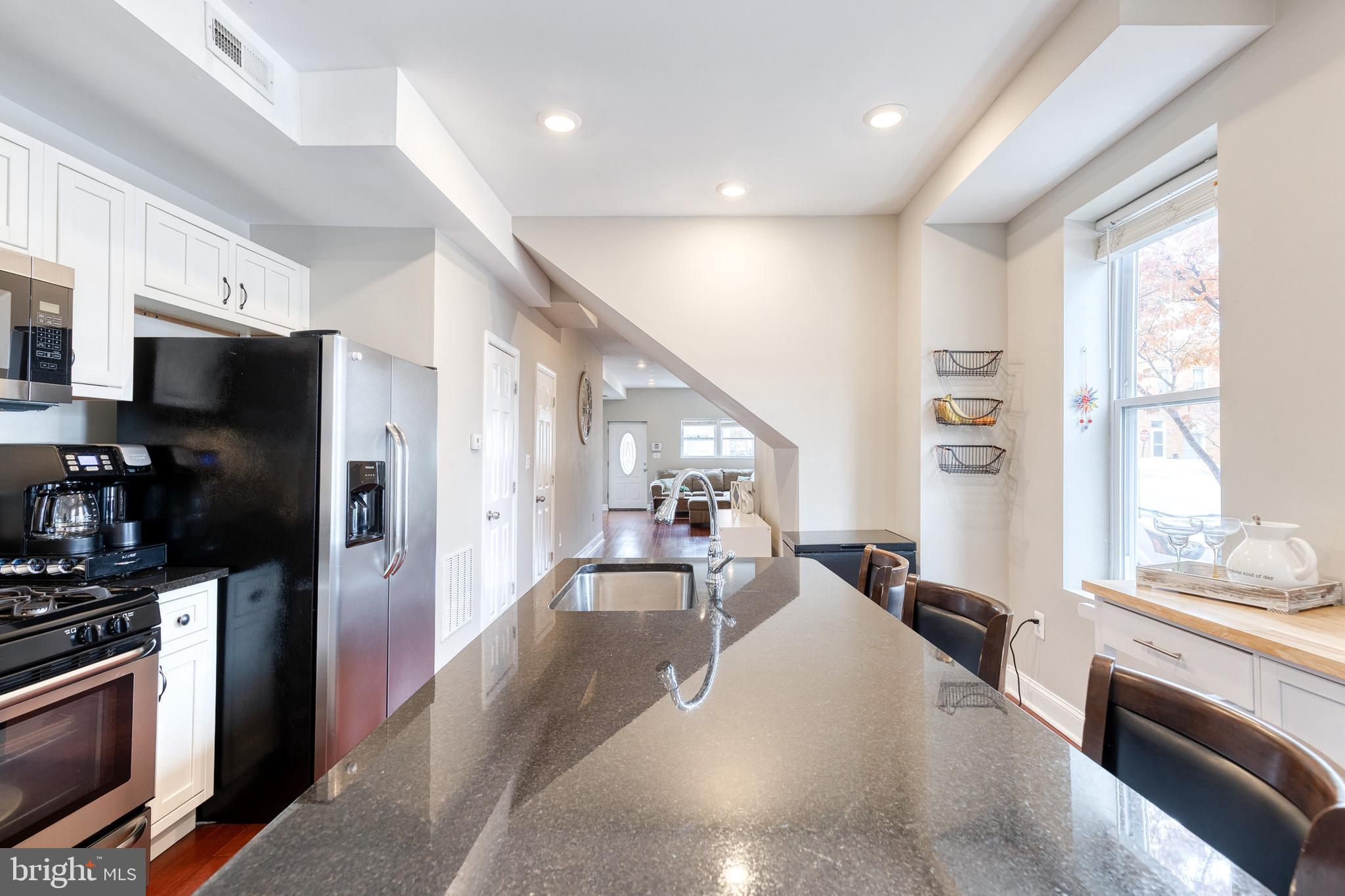 GREEKTOWN - Residential