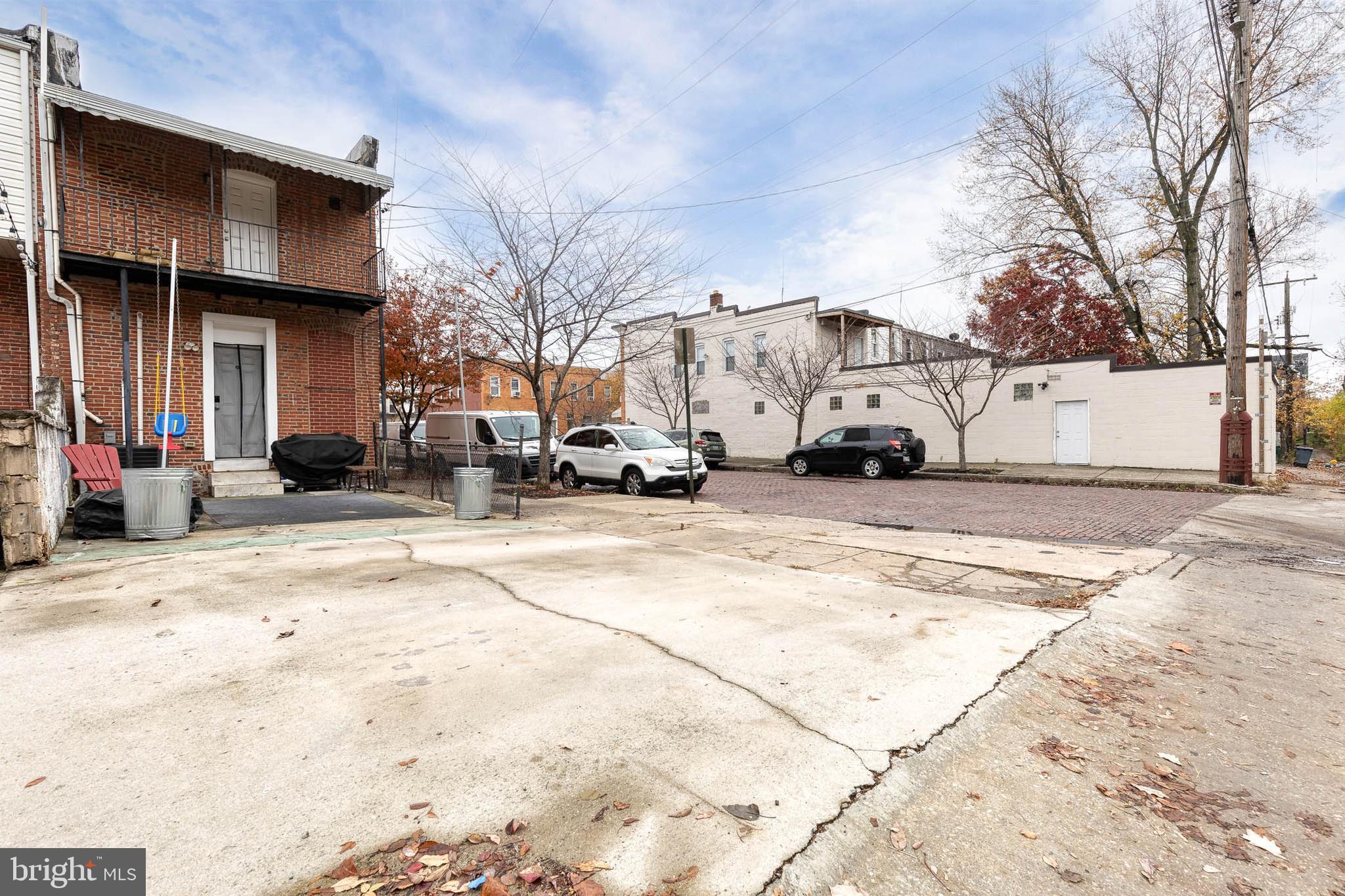 GREEKTOWN - Residential