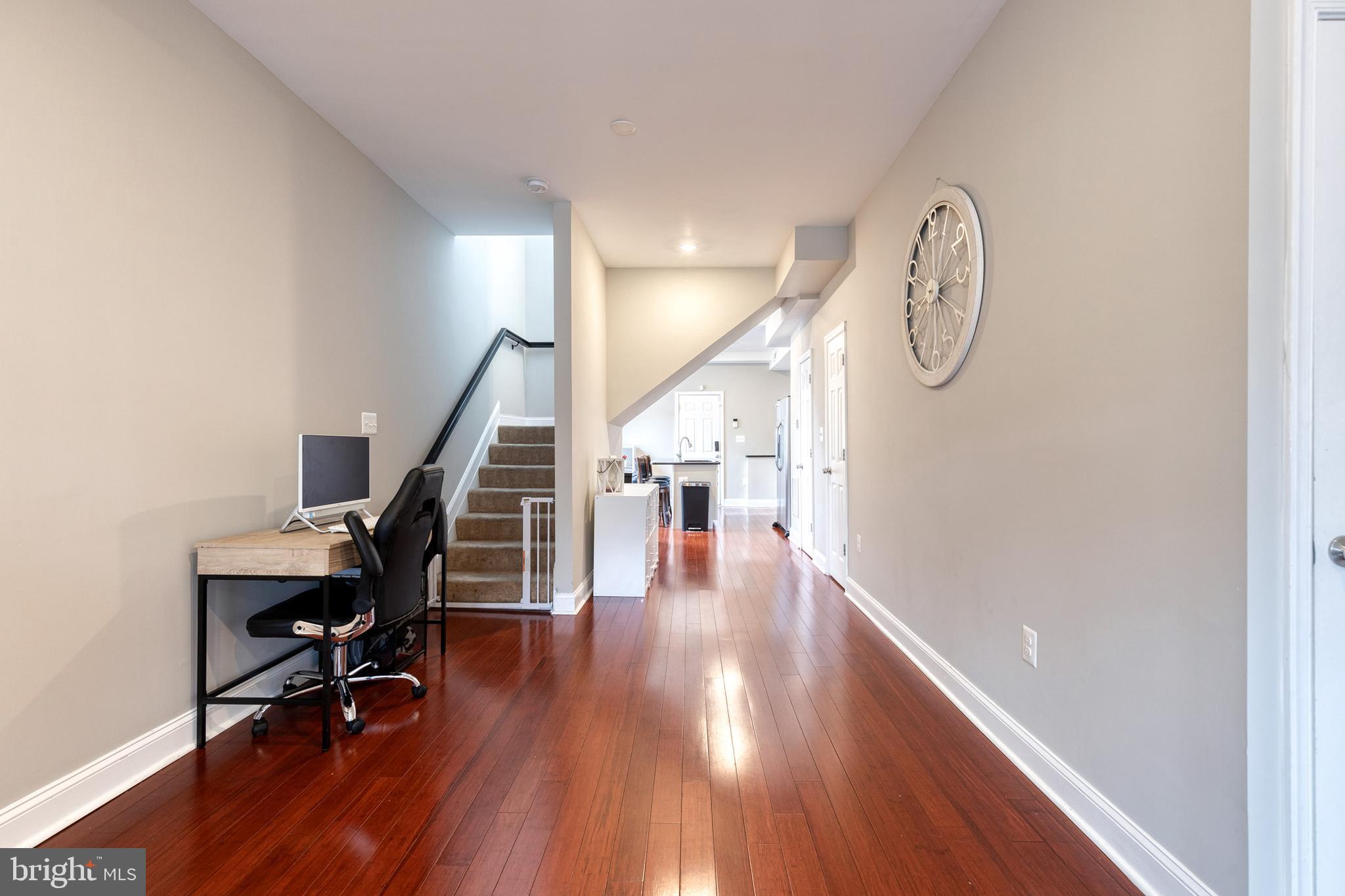 GREEKTOWN - Residential