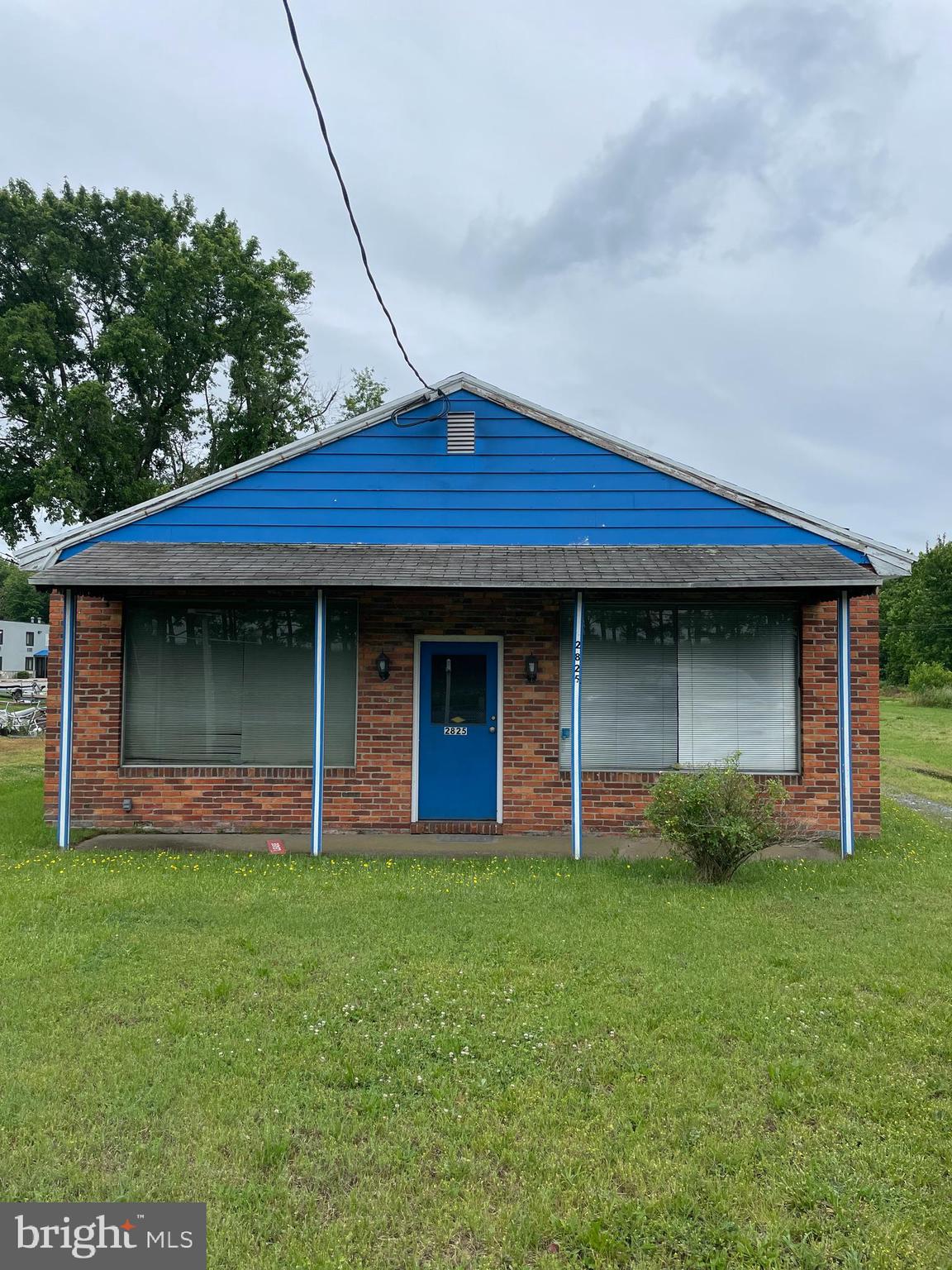 Highly Visible location off Eastbound US Route 50 across from Hyatt Chesapeake Regency with marina, golf & spa. This concrete open floor plan building with 1800 SF of space includes bathroom & office space. Sited on over 1/2 acre of property this location has direct access to US Route 50 with parking in the rear. Alley access to US Route 16. Additional property located behind is available for lease if desired for outside storage, parking or whatever your need may be. Former location of Todd's Creations - an embroidery shop for corporate logos, etc. Many uses possible.