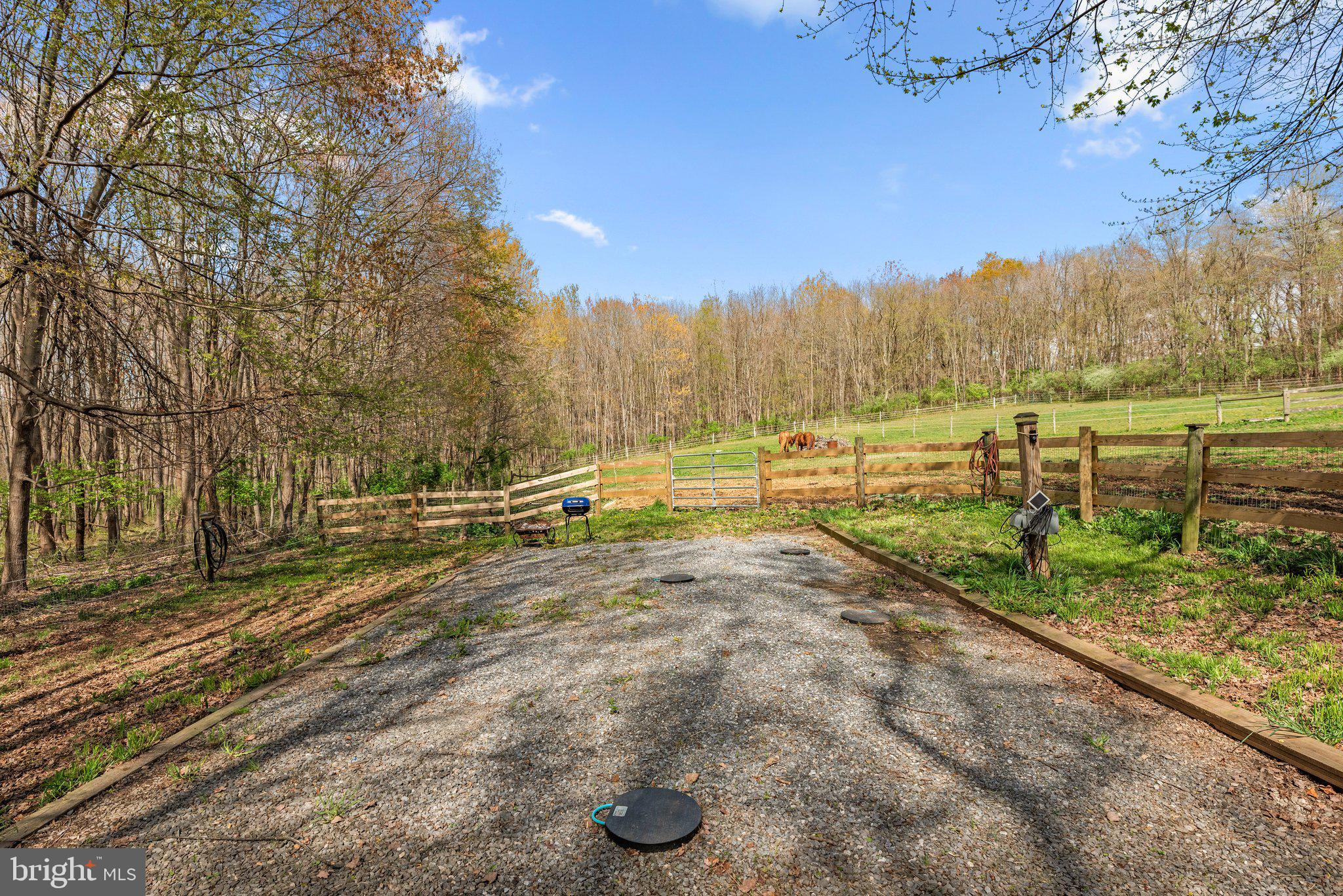 DAMASCUS OUTSIDE - Residential