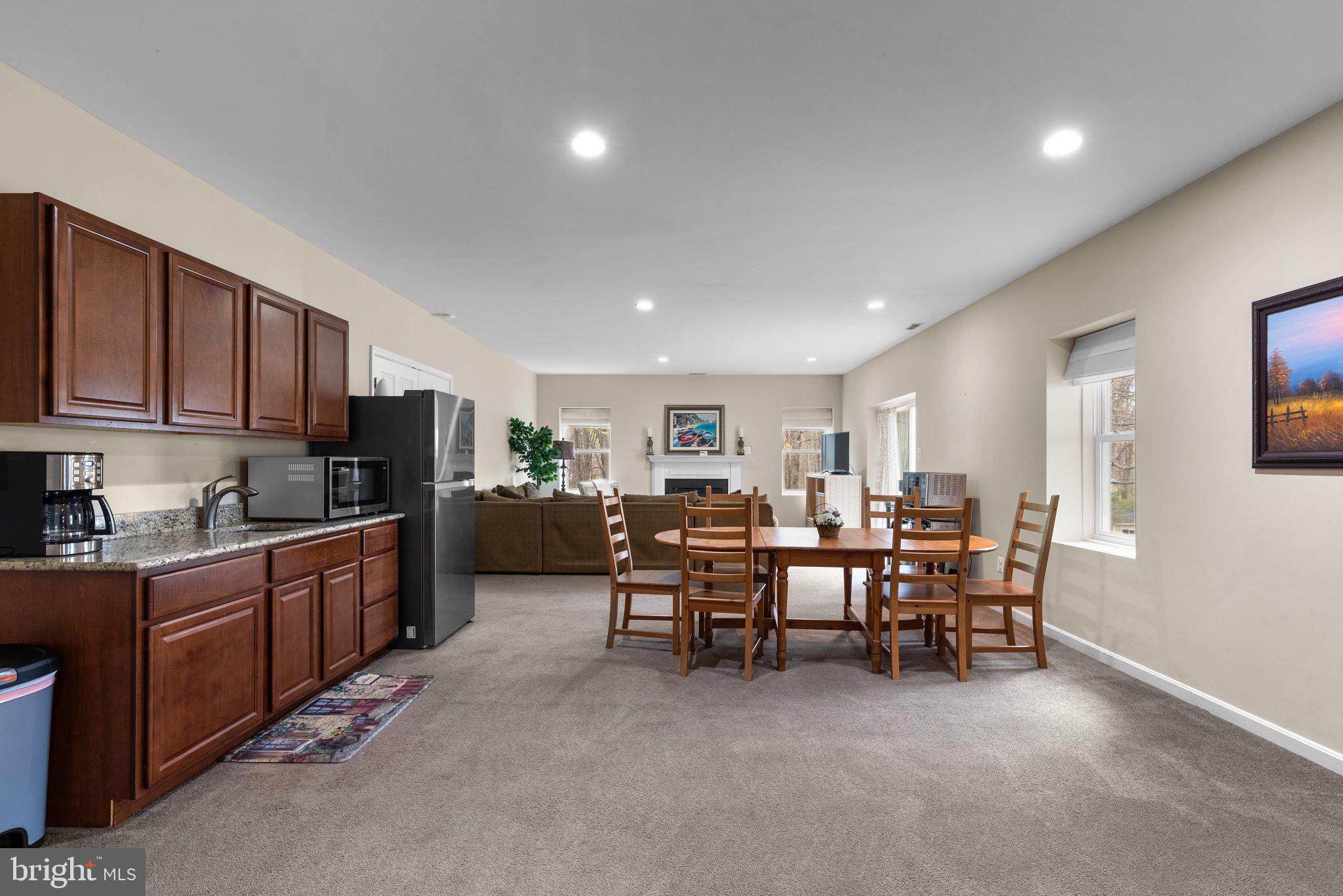 DAMASCUS OUTSIDE - Residential