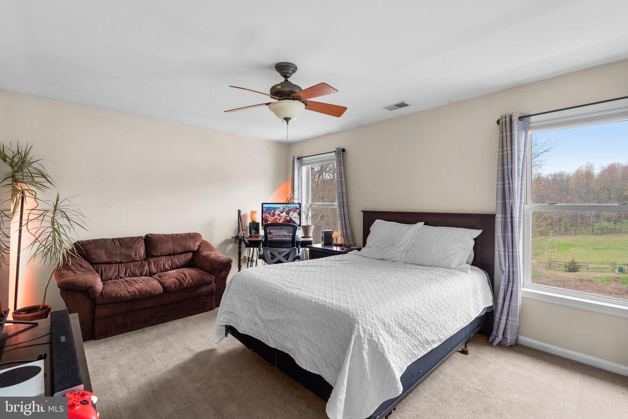 DAMASCUS OUTSIDE - Residential