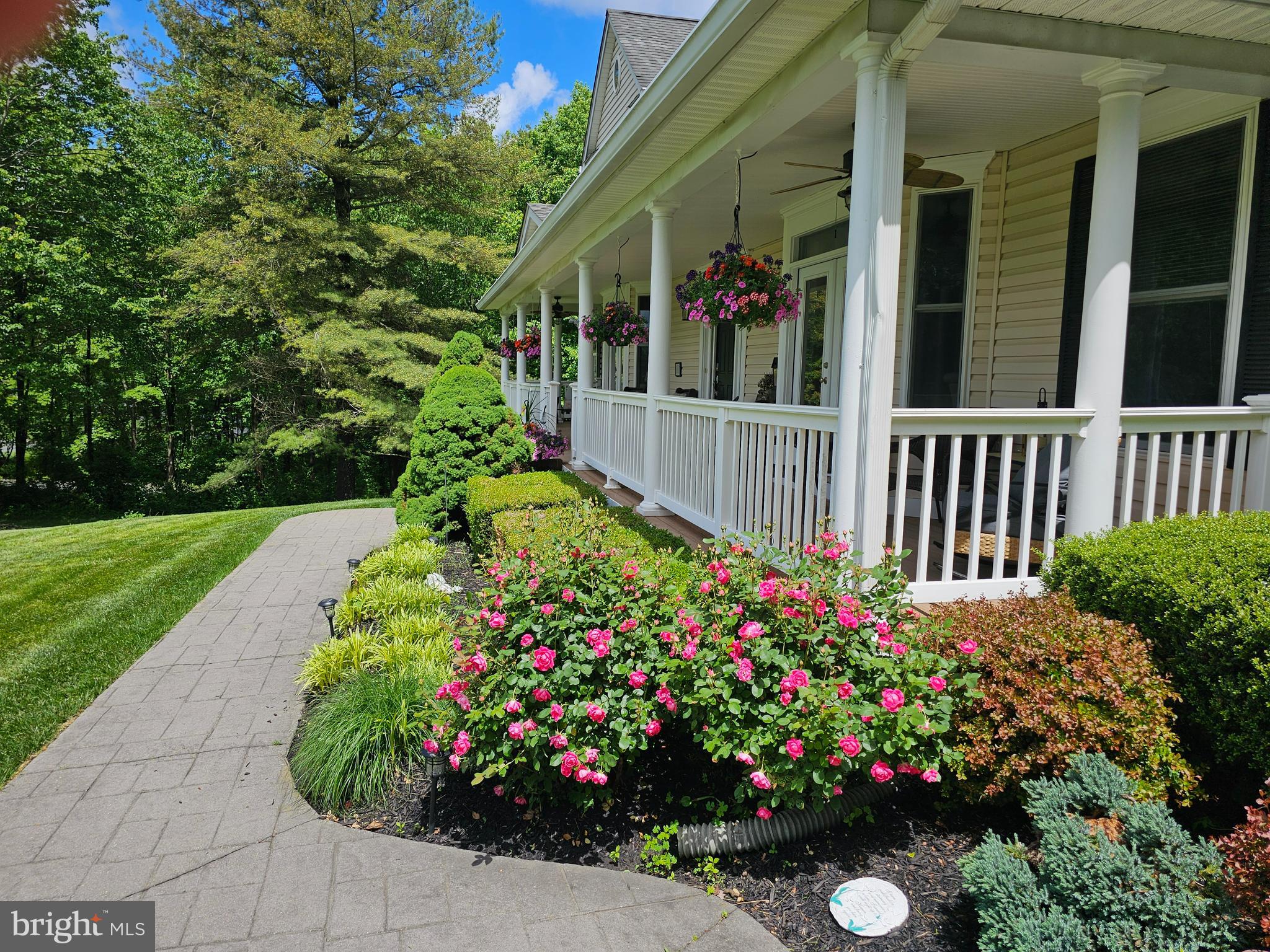 DAMASCUS OUTSIDE - Residential