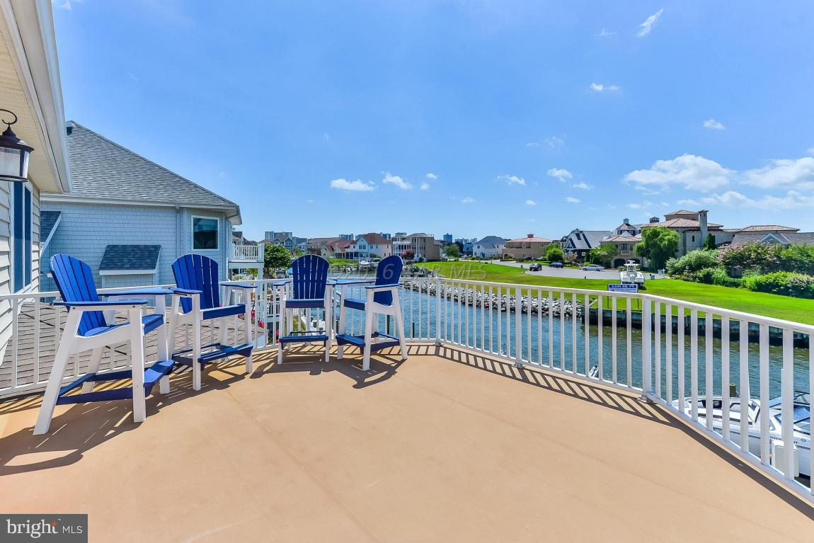 HERON HARBOUR - Residential