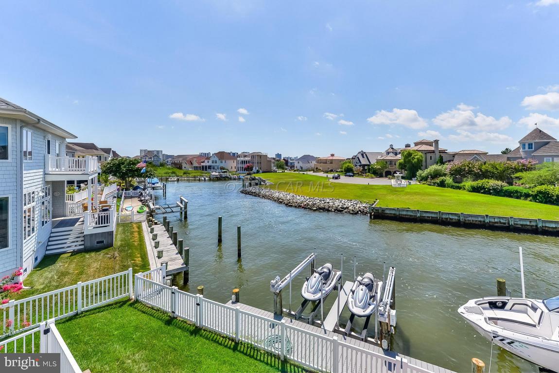 HERON HARBOUR - Residential