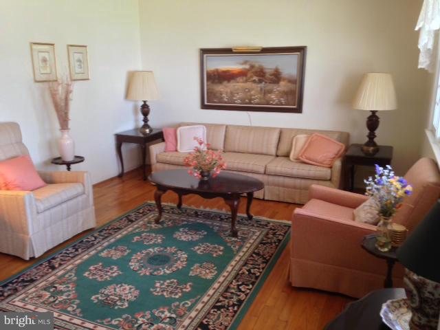 PHEASANT RUN - Residential