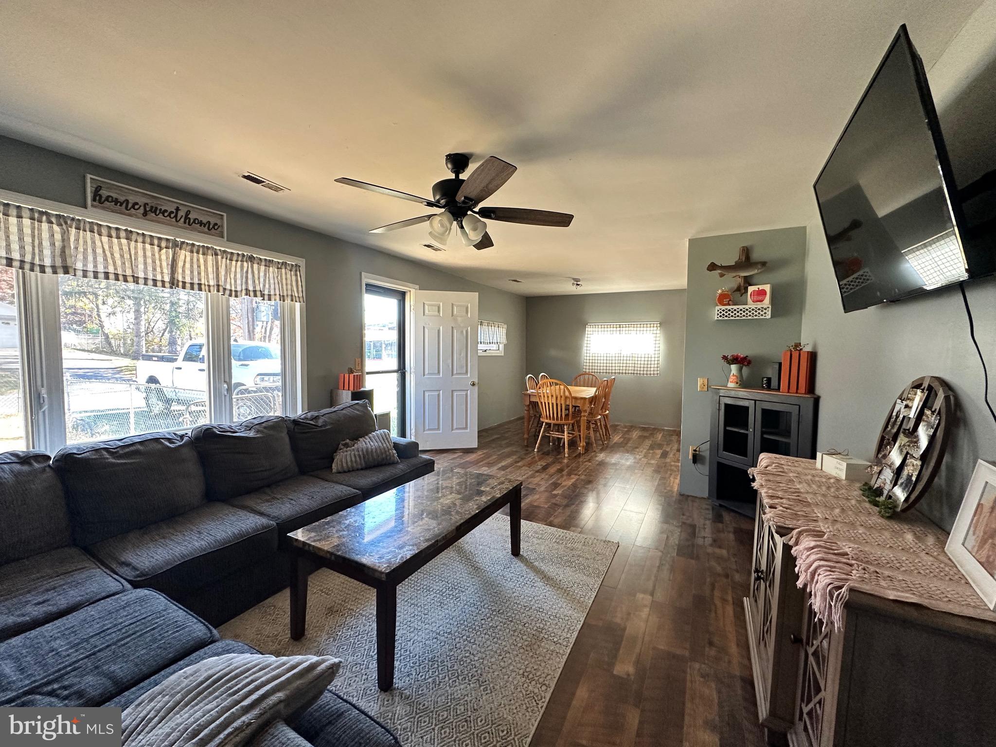 BEL AIR - Residential