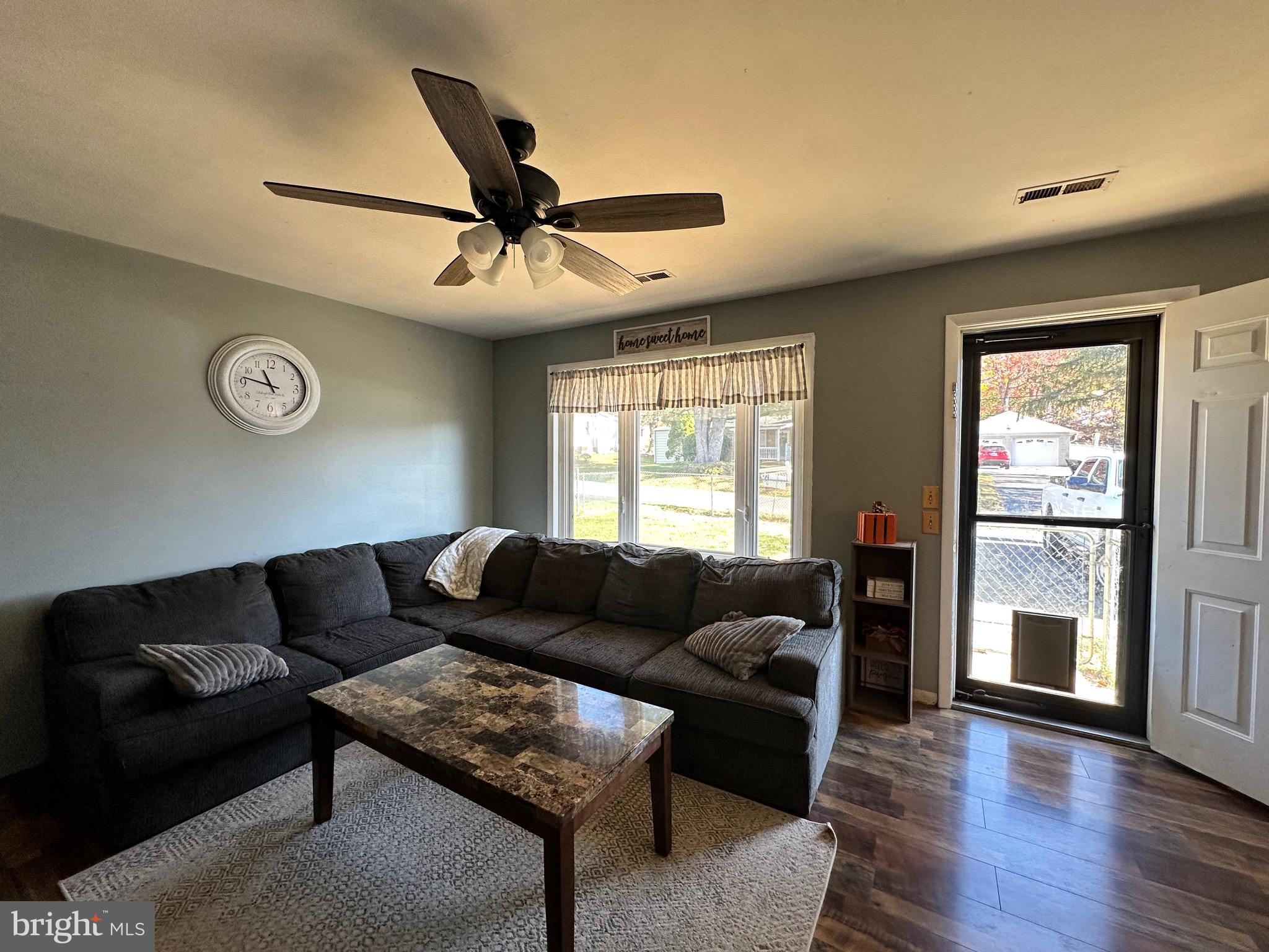 BEL AIR - Residential