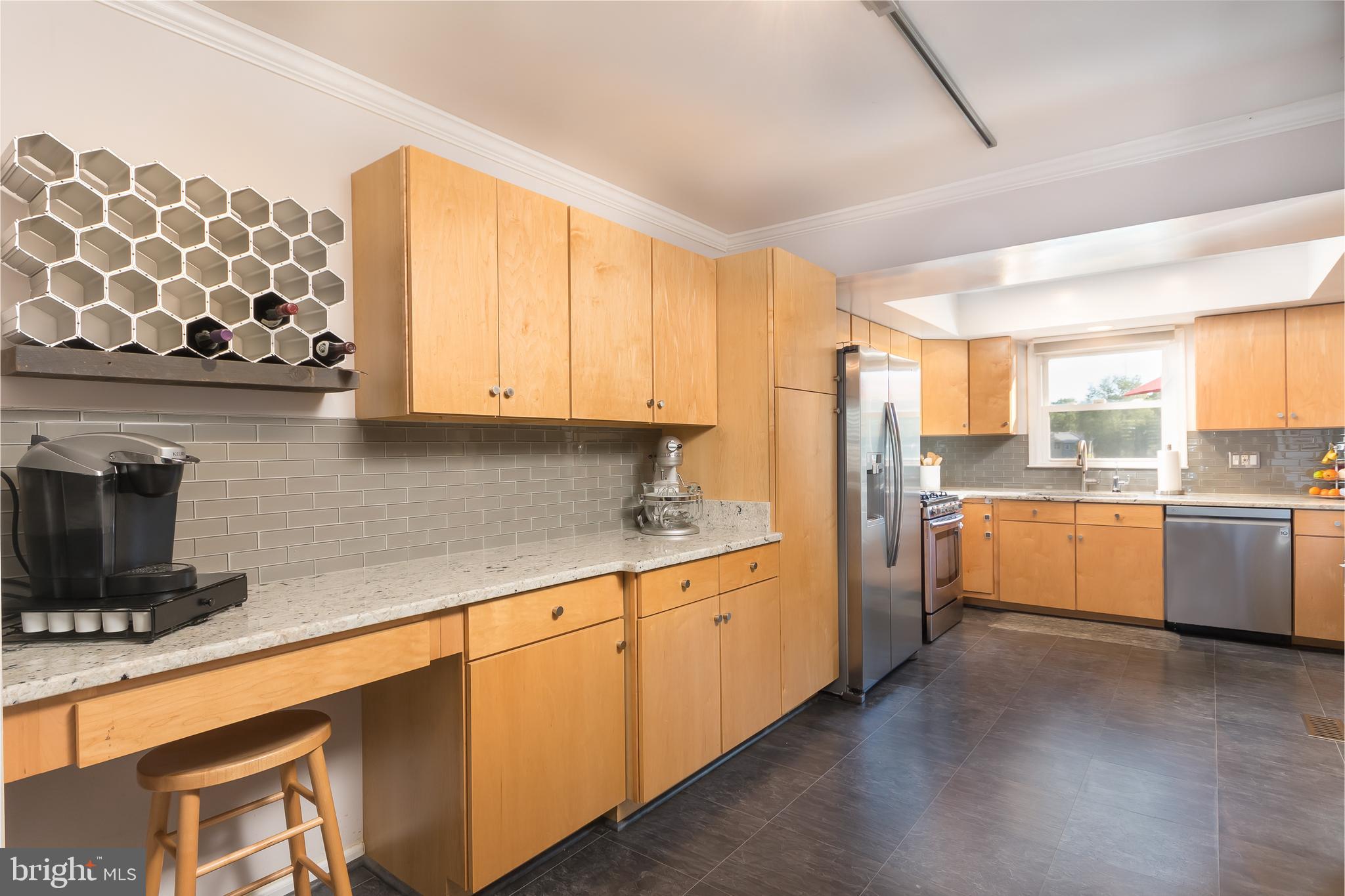 LAKE DEVEREUX - Residential