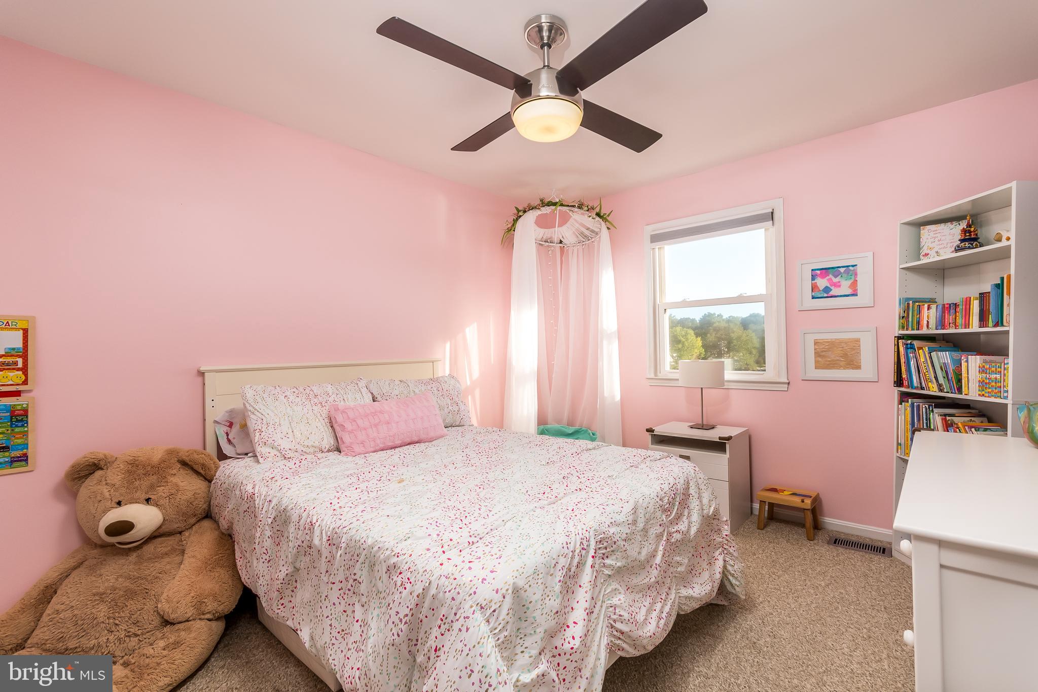 LAKE DEVEREUX - Residential