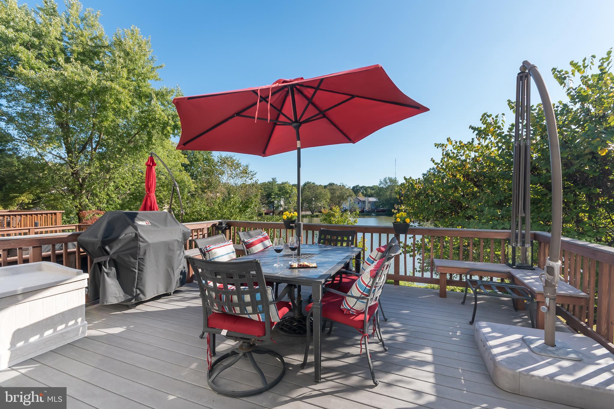 LAKE DEVEREUX - Residential