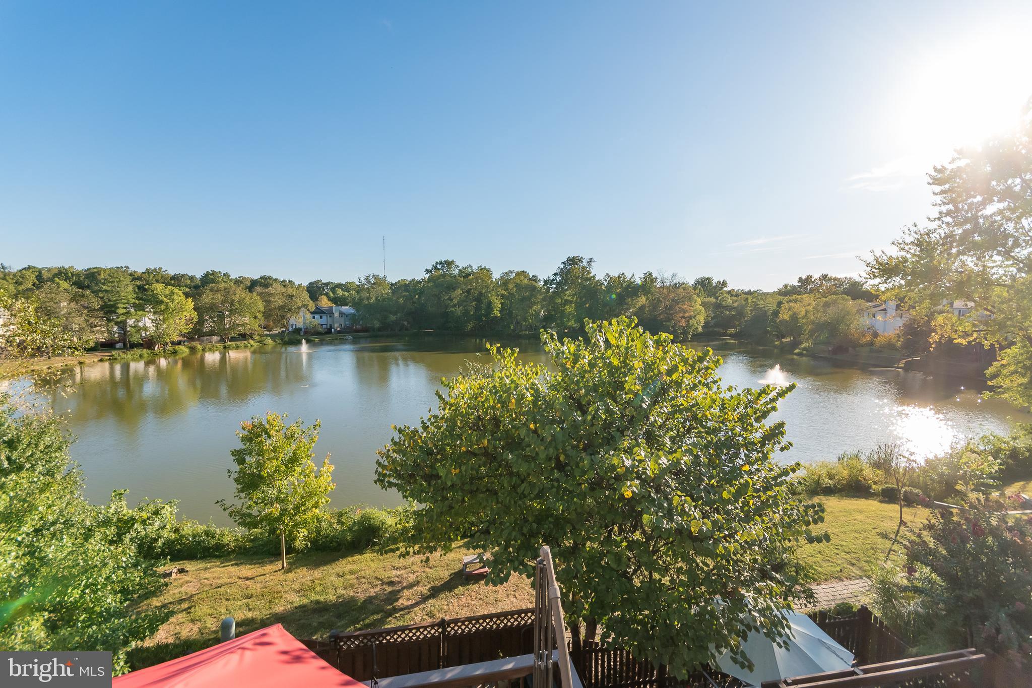 LAKE DEVEREUX - Residential