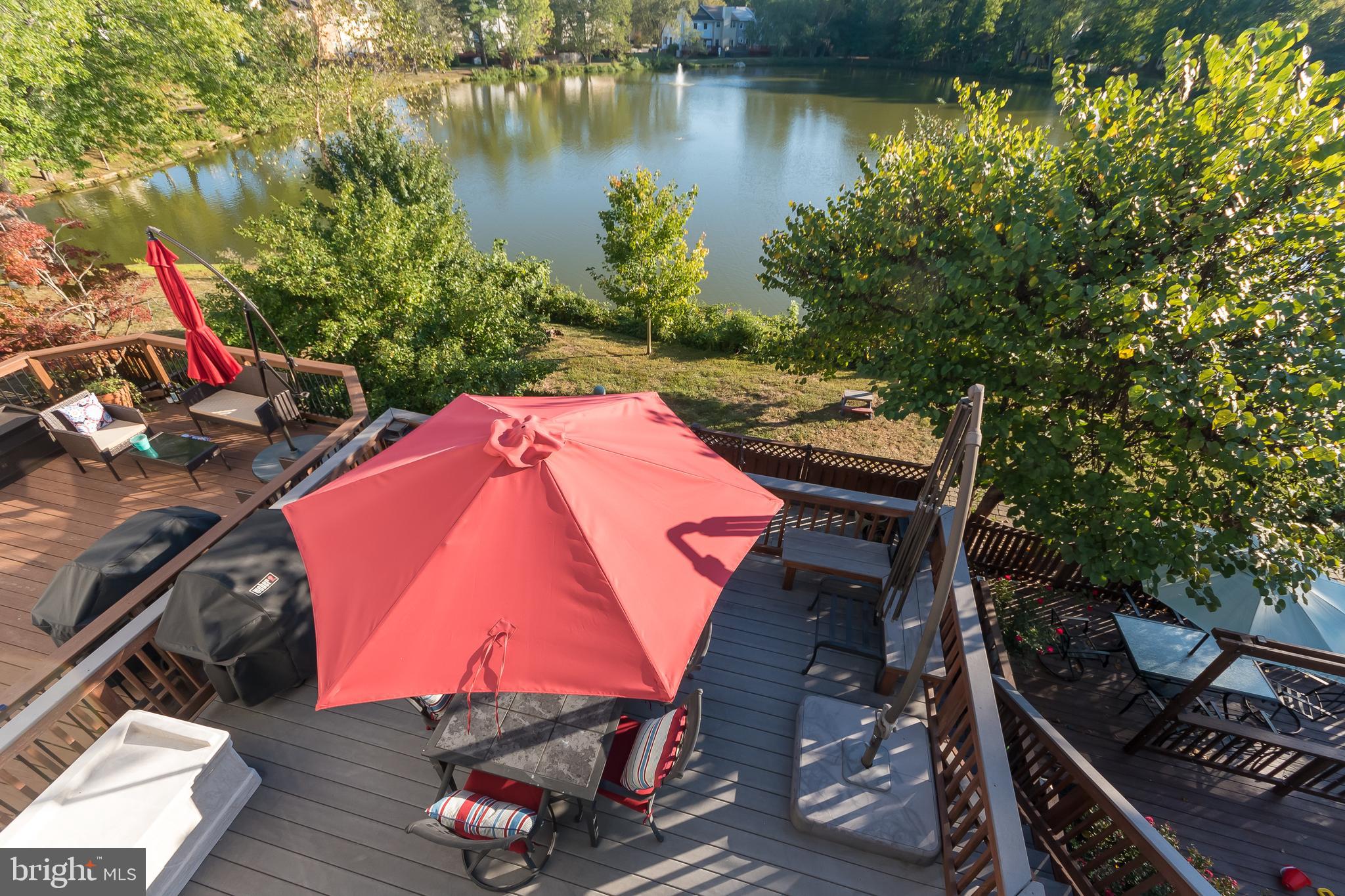 LAKE DEVEREUX - Residential