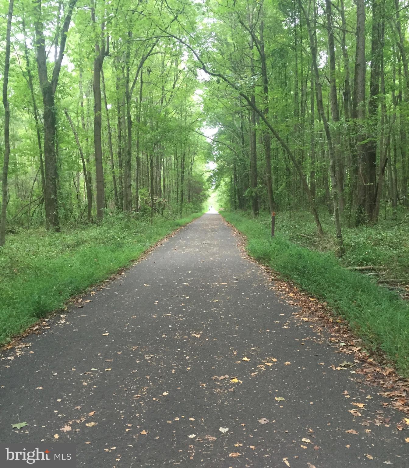 LAKE DEVEREUX - Residential