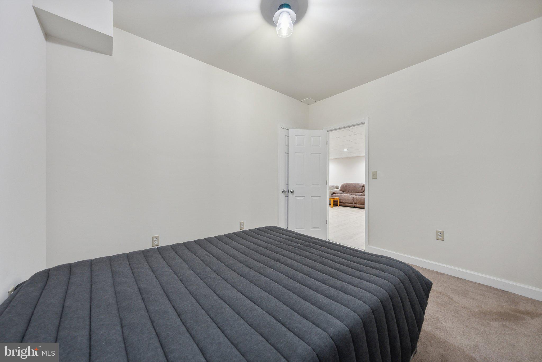 SYCAMORE ACRES - Residential