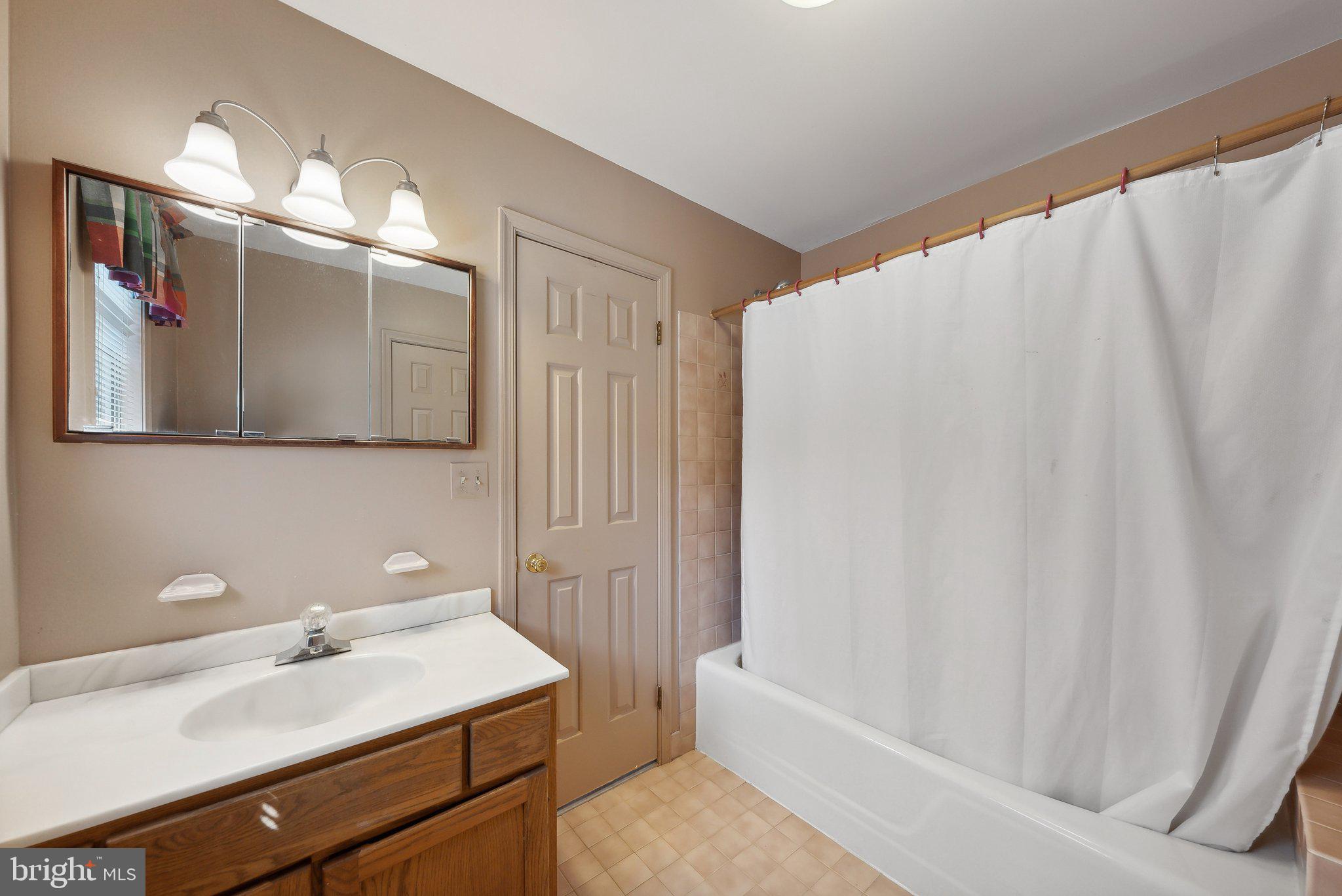 SYCAMORE ACRES - Residential