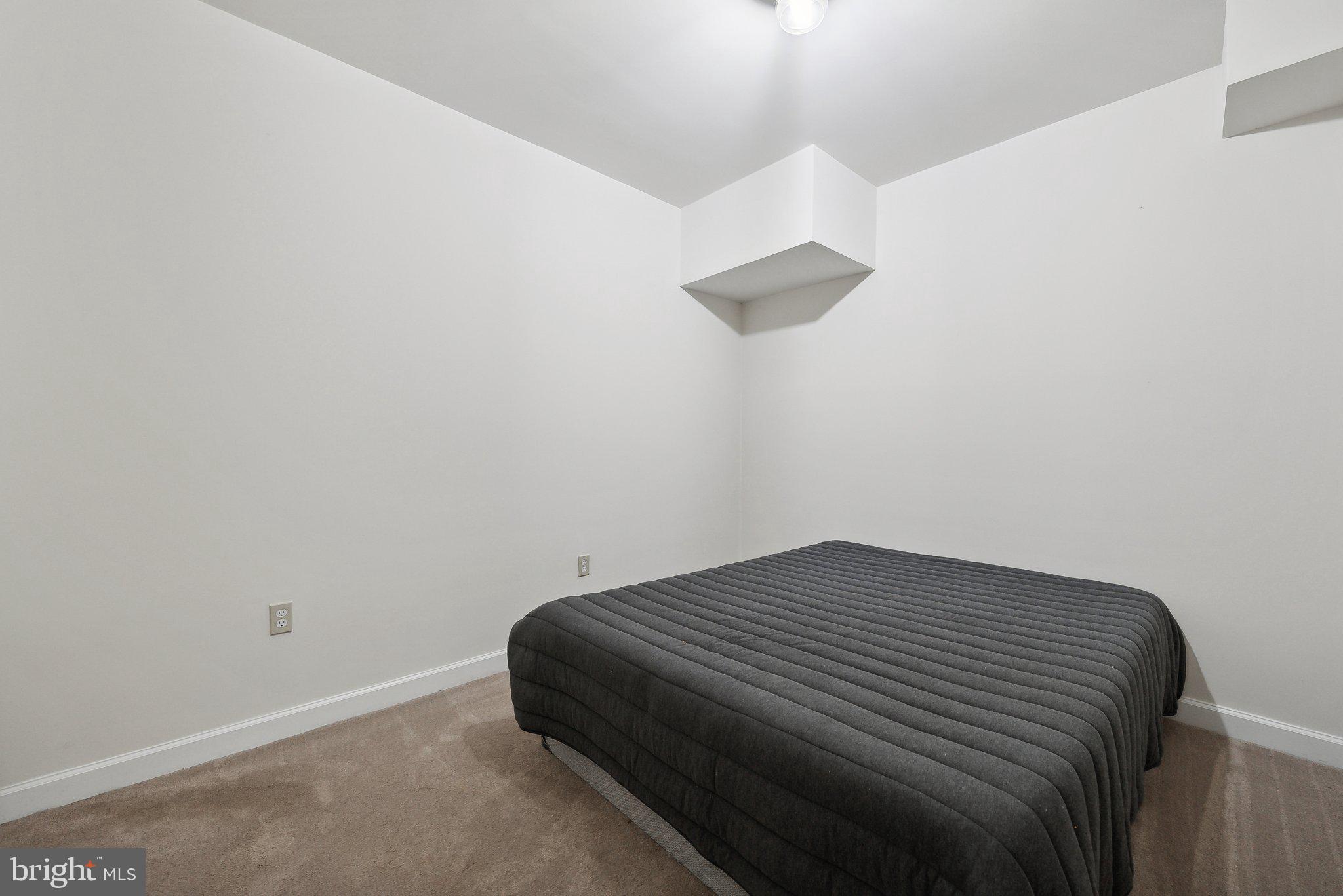 SYCAMORE ACRES - Residential