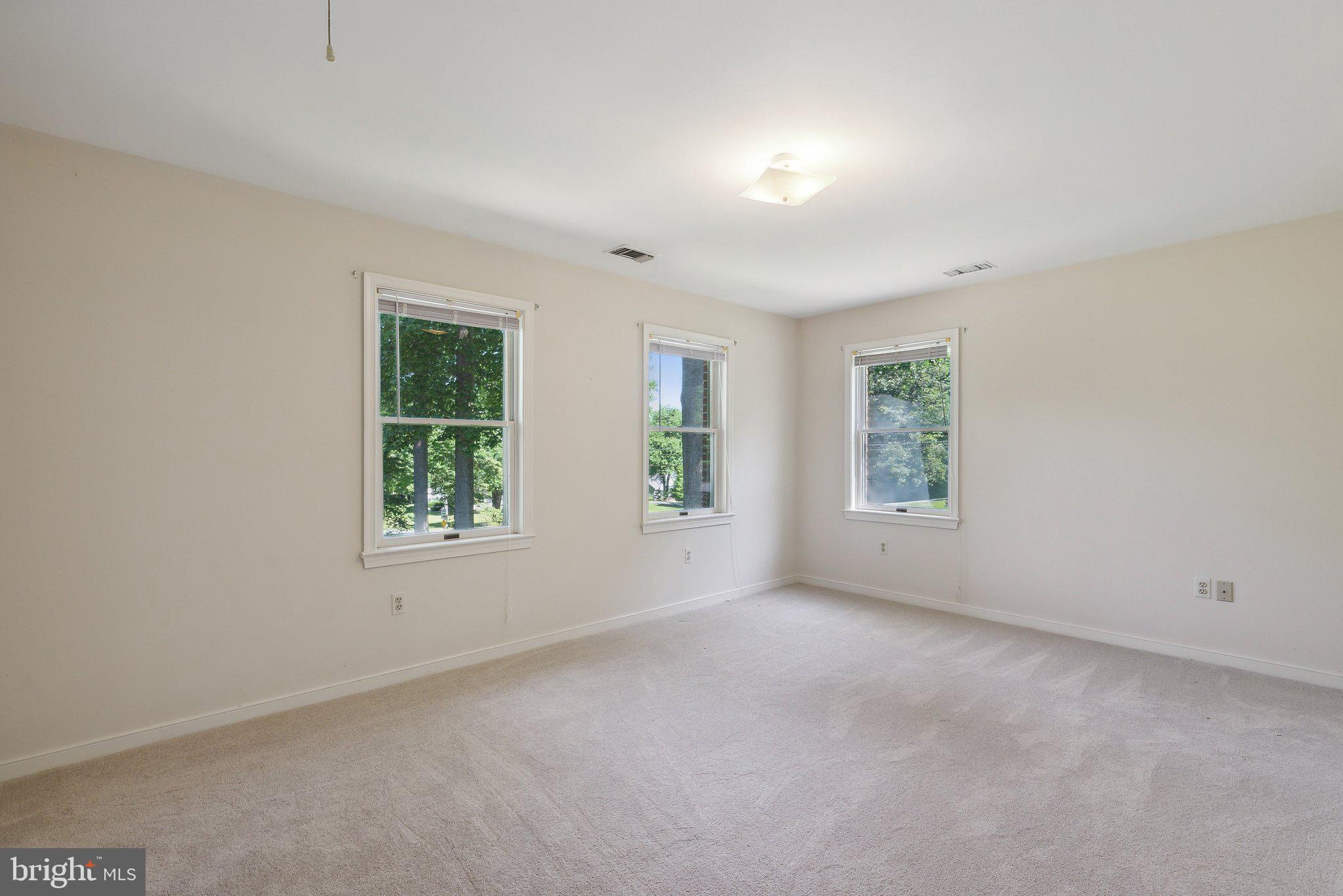 SYCAMORE ACRES - Residential