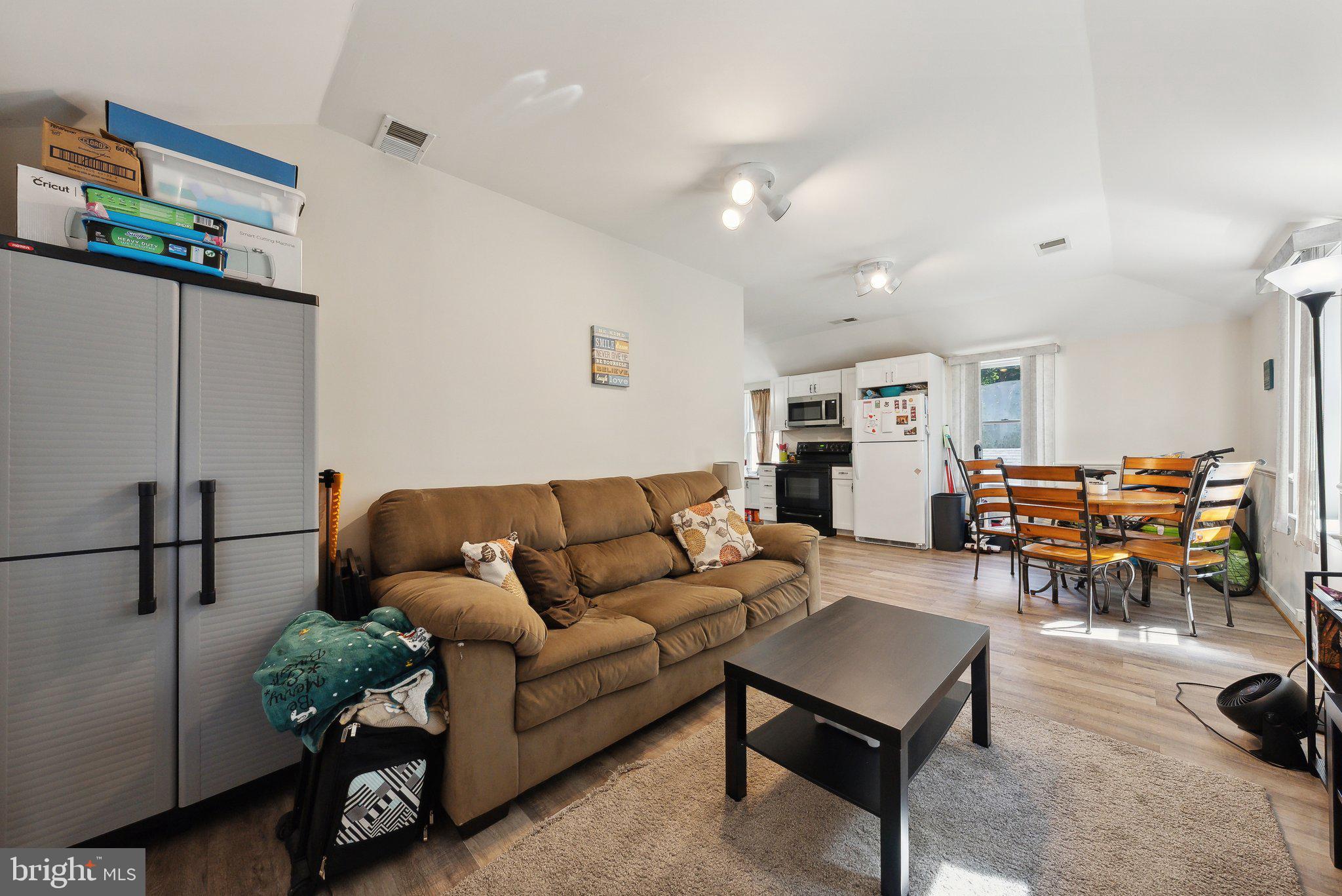 SYCAMORE ACRES - Residential