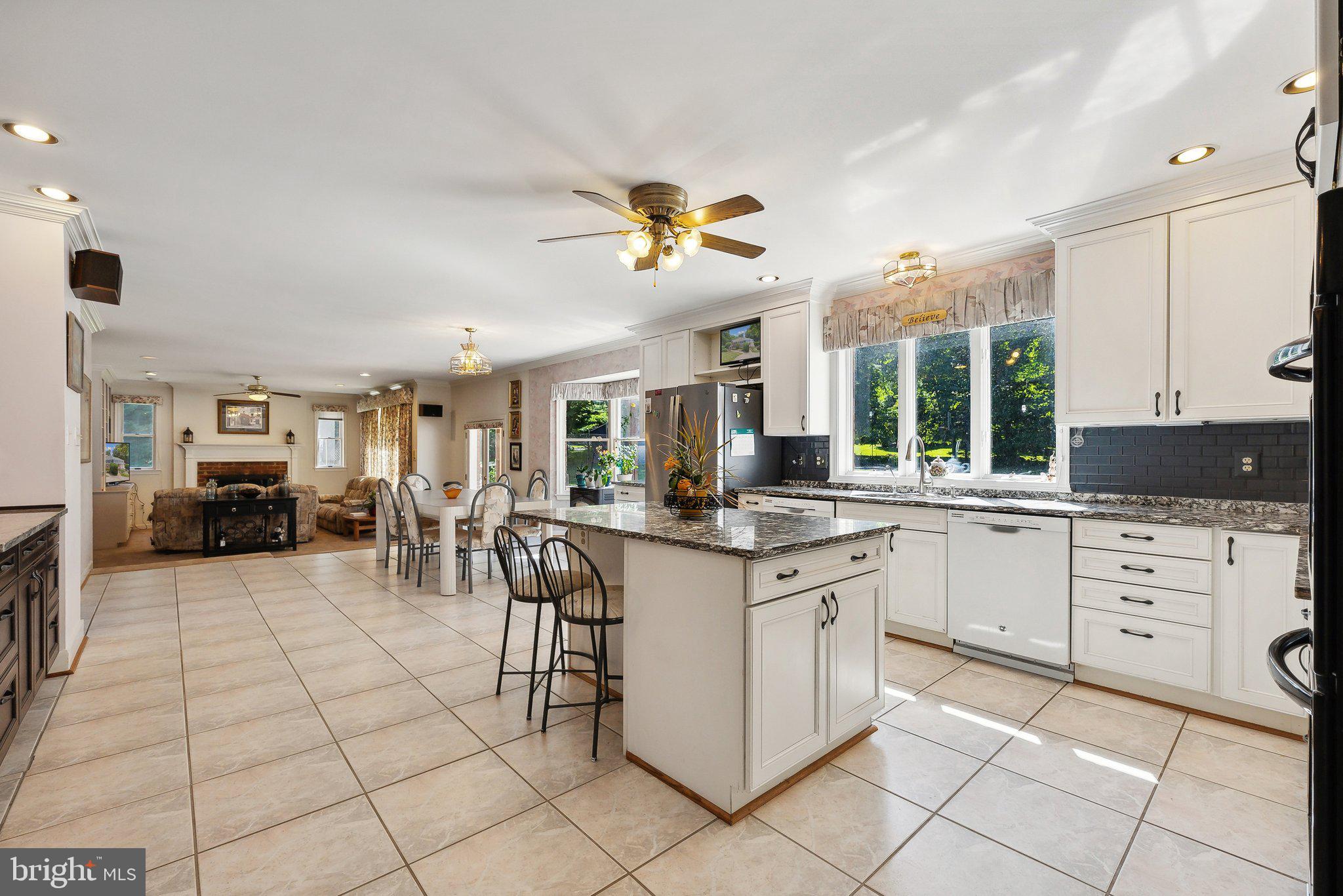 SYCAMORE ACRES - Residential