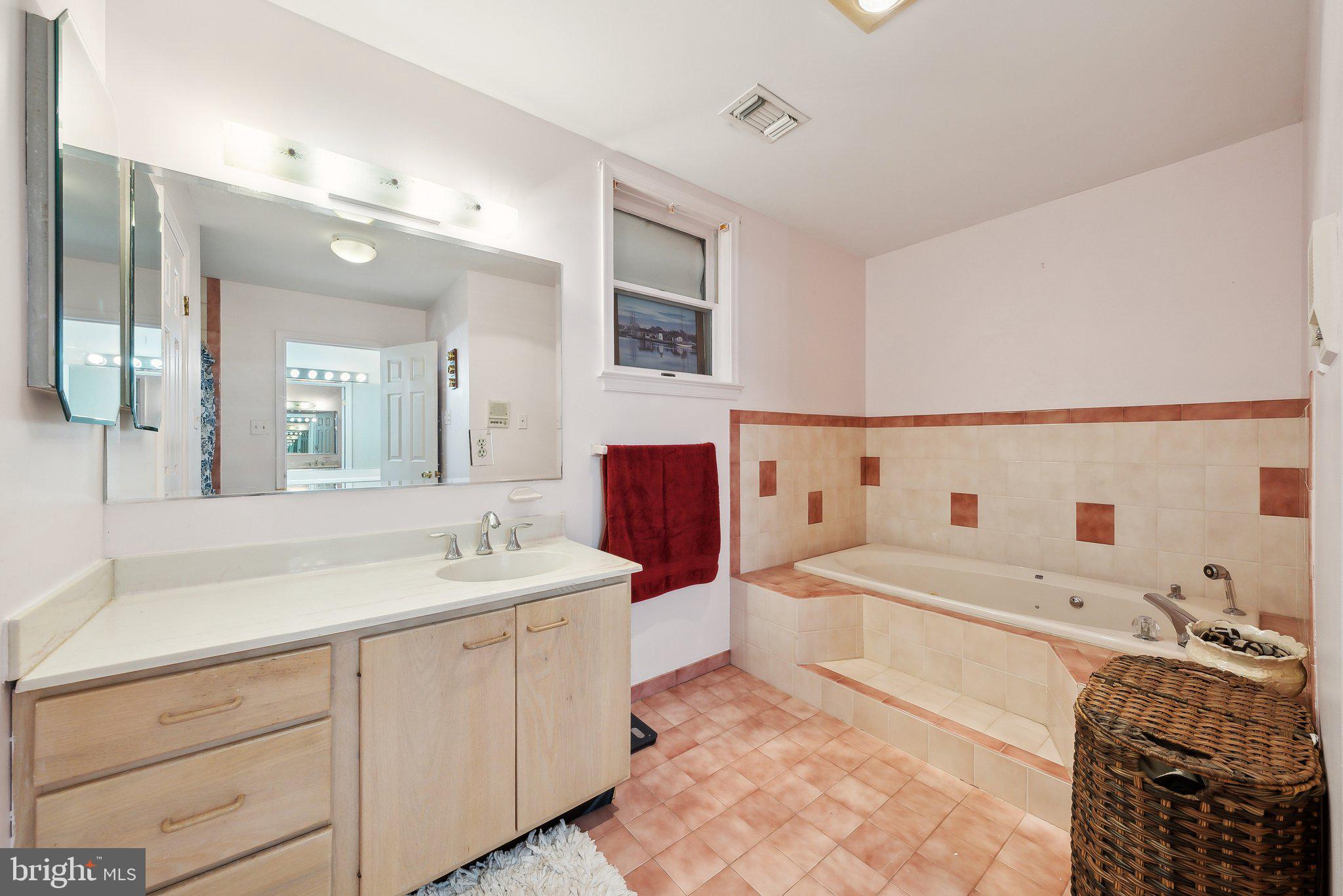 SYCAMORE ACRES - Residential