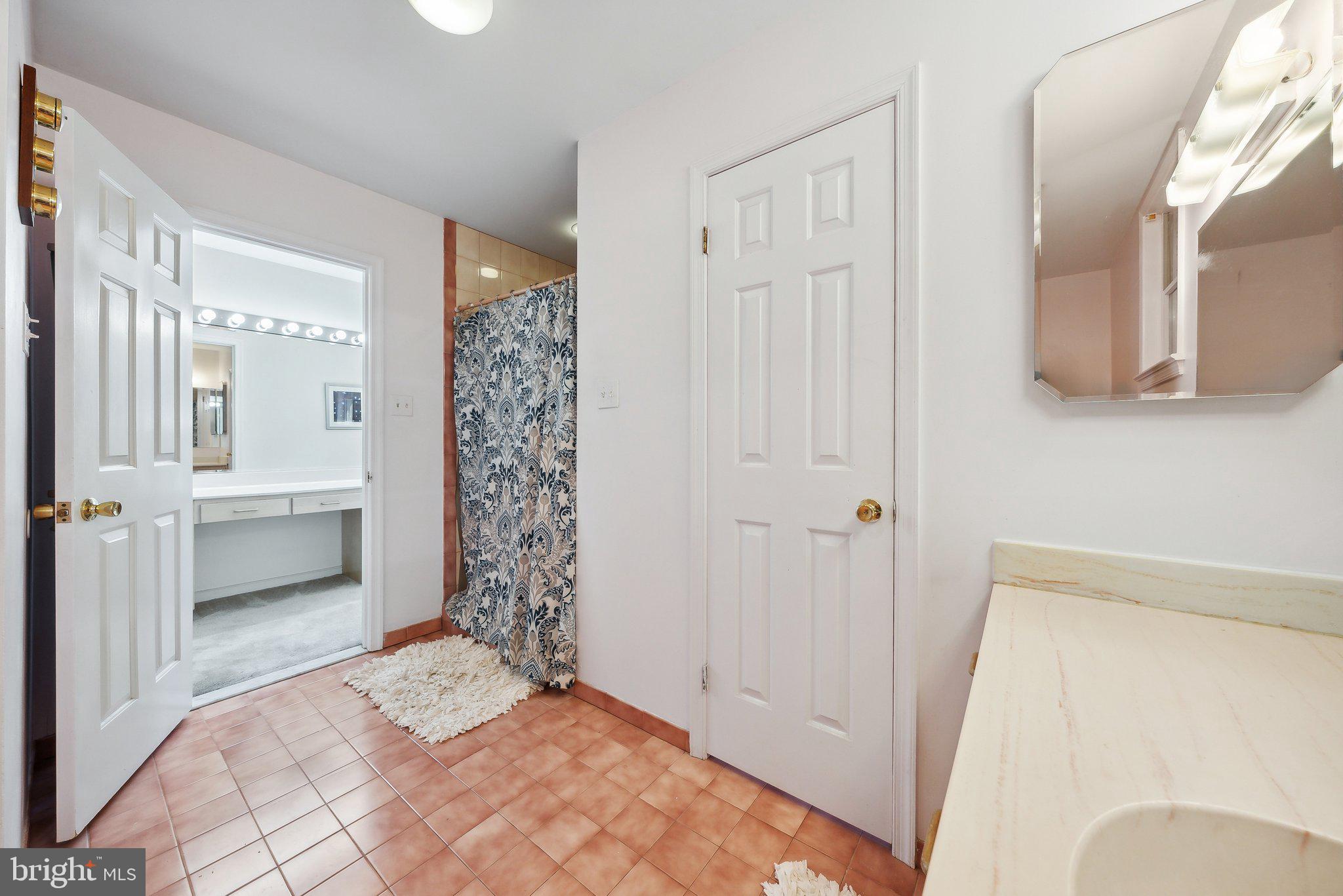 SYCAMORE ACRES - Residential