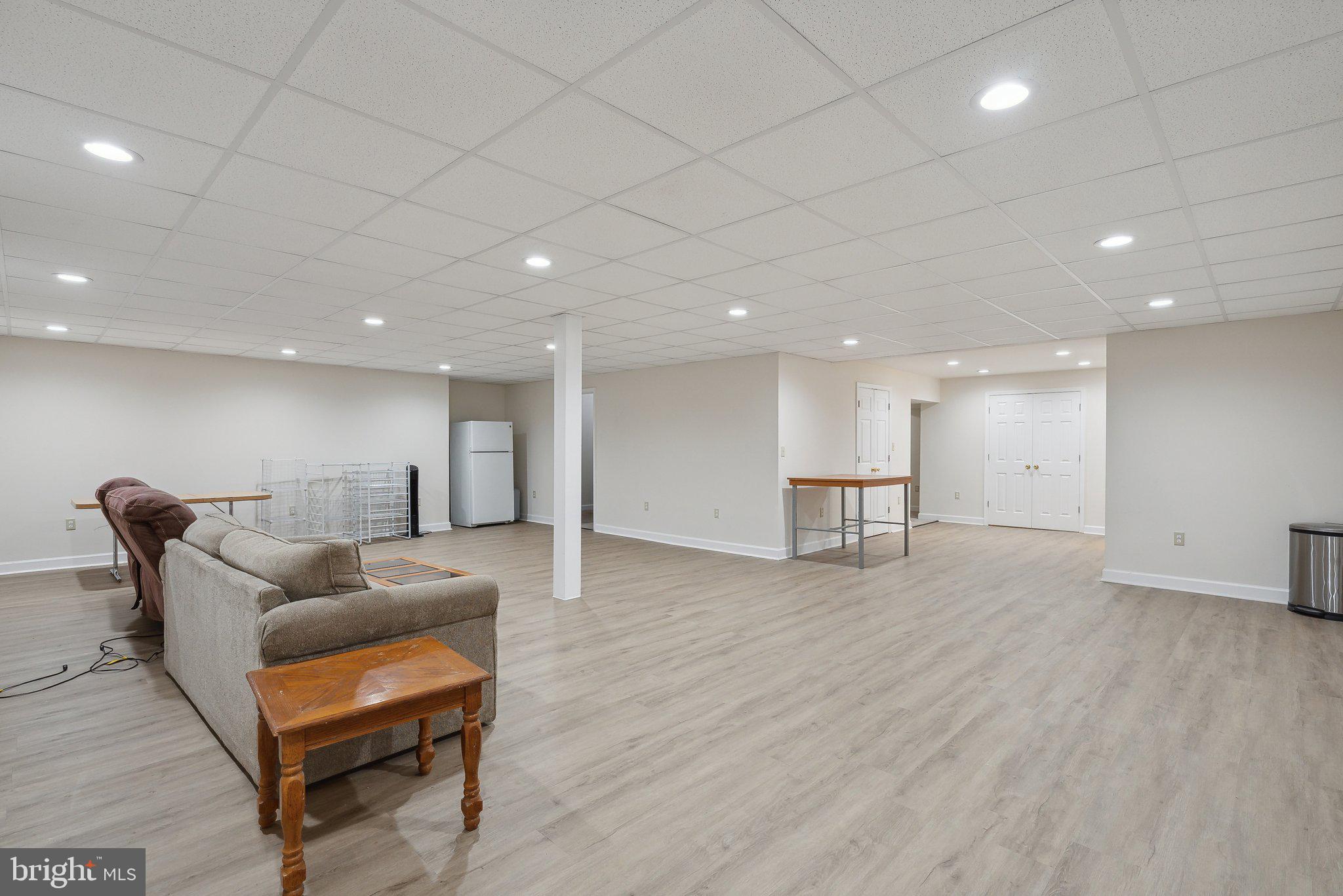 SYCAMORE ACRES - Residential