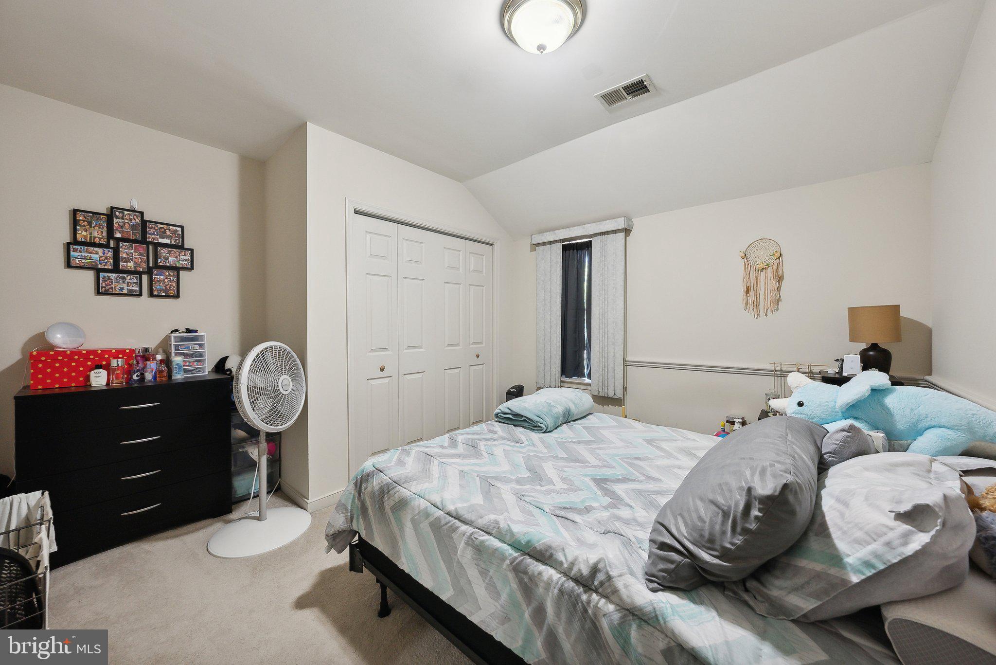 SYCAMORE ACRES - Residential