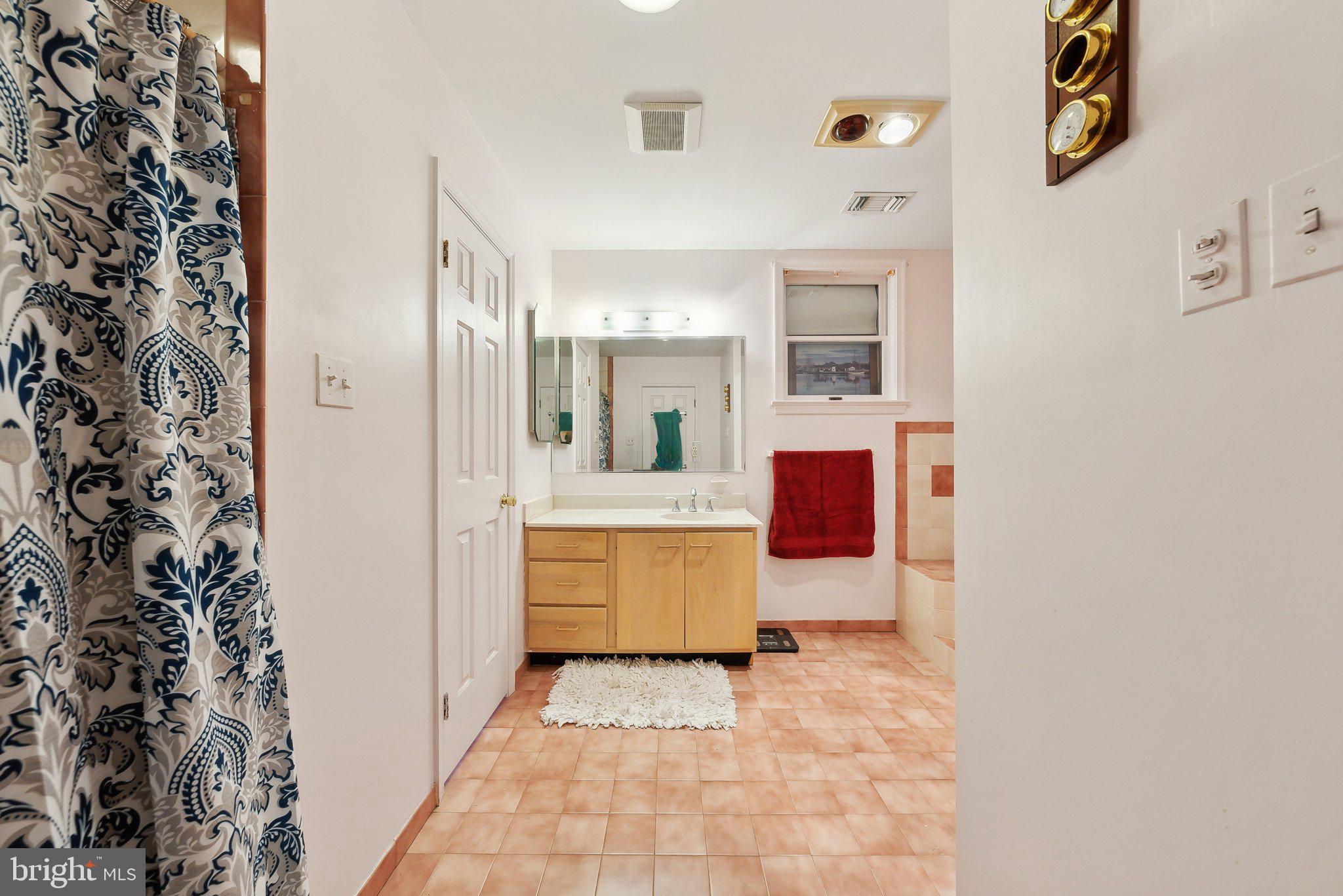 SYCAMORE ACRES - Residential