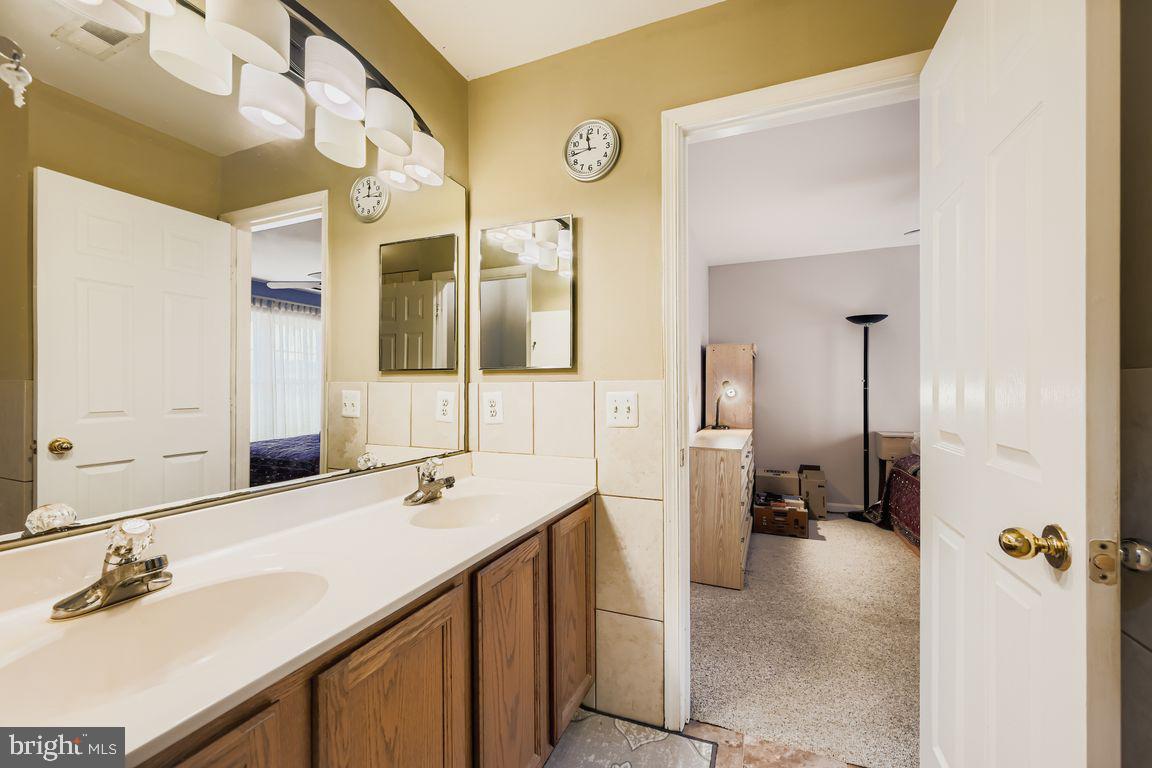 TIMBERGROVE - Residential