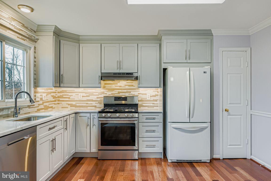 TIMBERGROVE - Residential