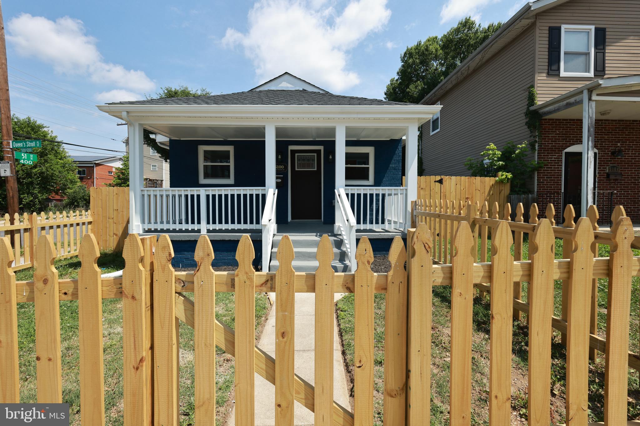 5100 QUEENS STROLL PLACE SE