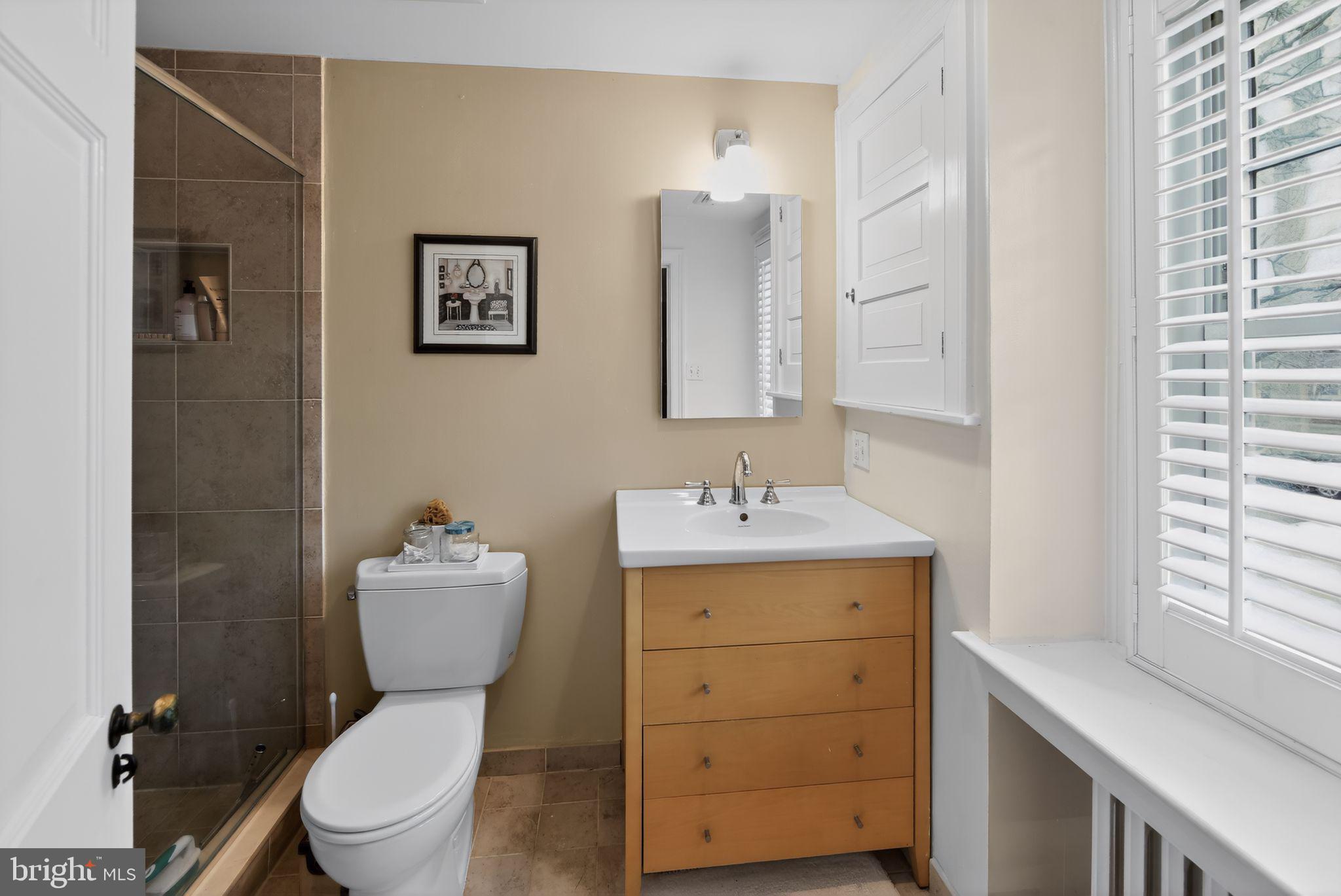 DOWNTOWN WAYNE - Residential